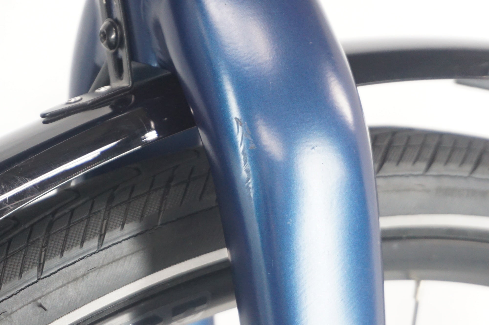 TREK 「トレック」 FX+2 2023年モデル E-BIKE / 阪急塚口店