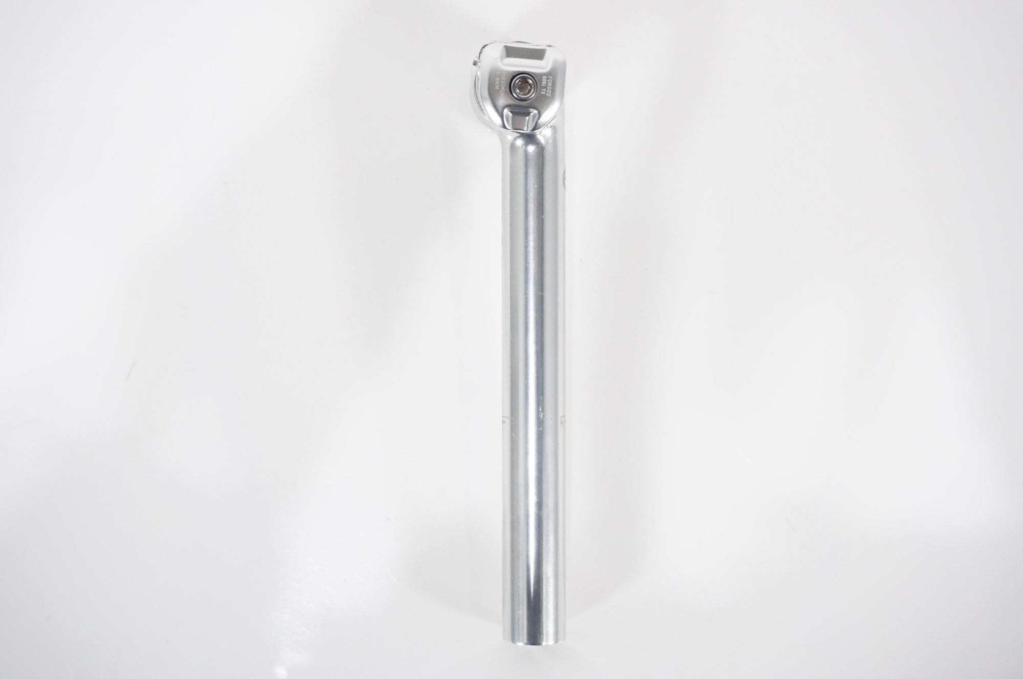 ECLAT 「エクラー」 EXILE RAIL φ25.4 200mm シートポスト / AKIBA店