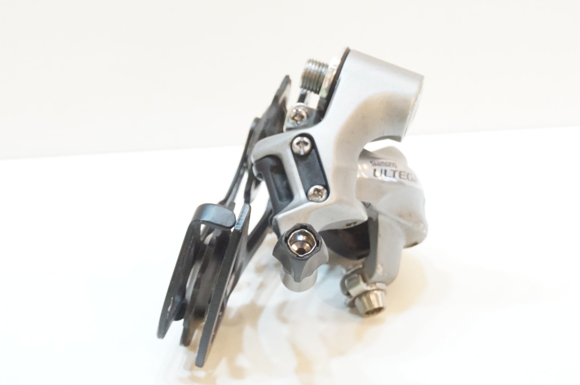 SHIMANO 「シマノ」 ULTEGRA RD-6700 リアディレイラー / 浦和ベース