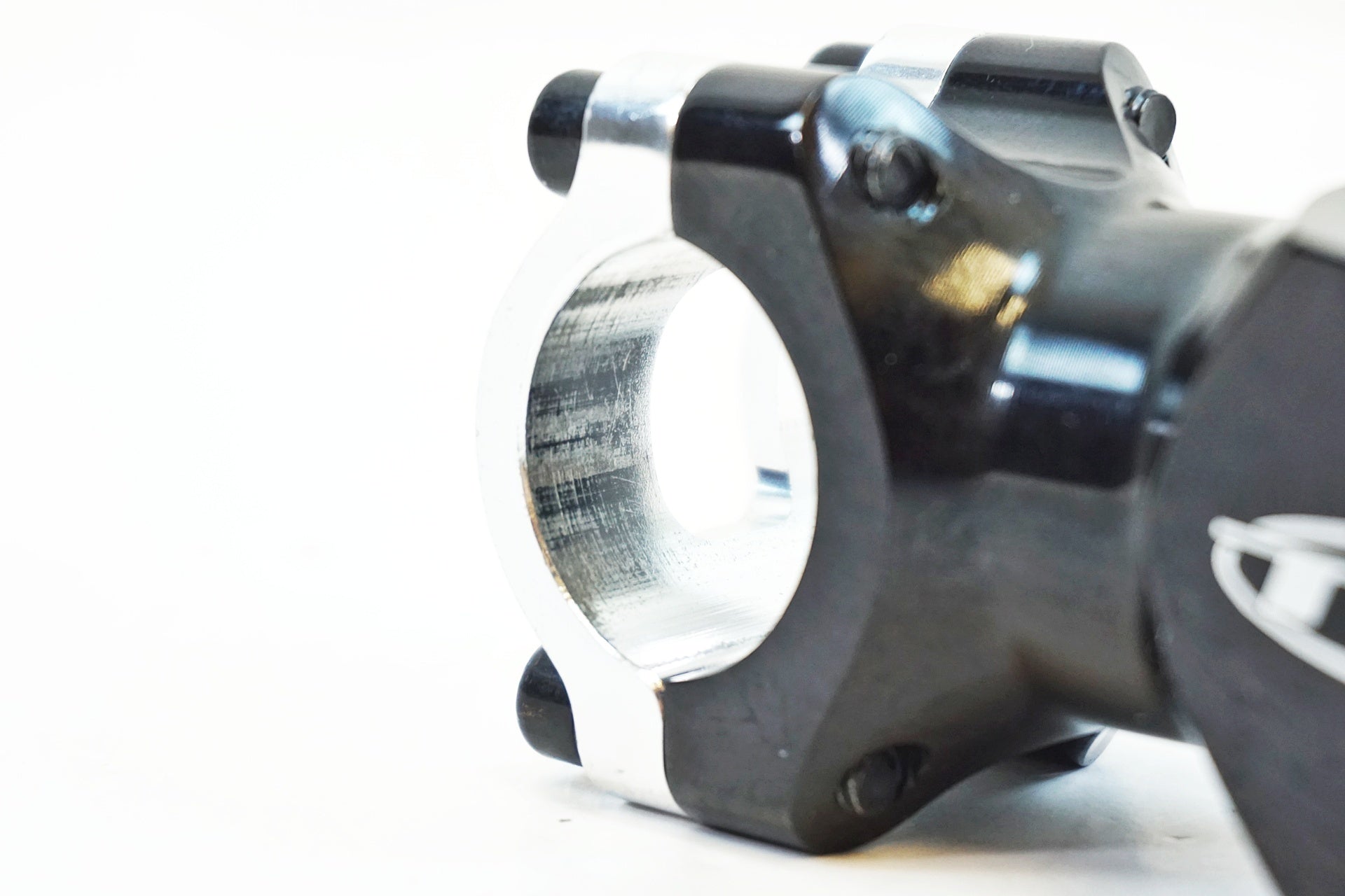 TNI 「ティーエヌアイ」 CNC 50mm Φ26.0 ステム / 有明ガーデン店