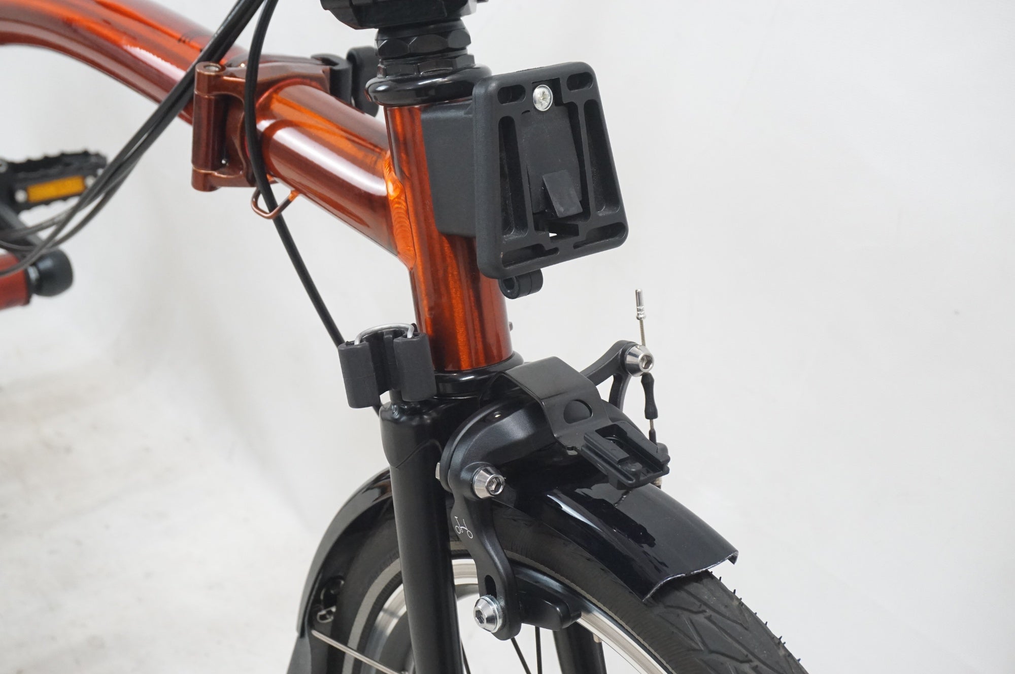 BROMPTON 「ブロンプトン」 C LINE EXPLORE MID FLAME LACQUER 2023年モデル 16インチ 折り畳み自転車 / 福岡店