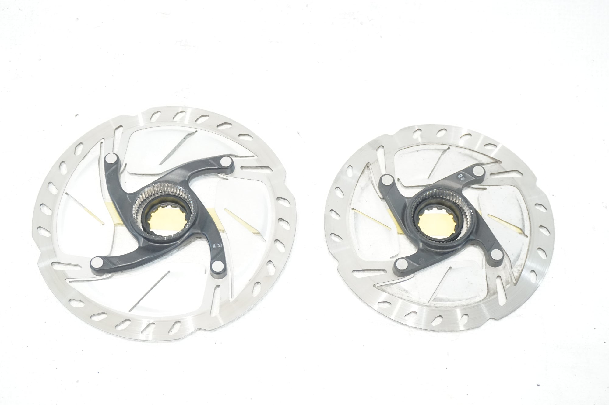 SHIMANO 「シマノ」 ULTEGRA R8070 R8050 R8000 コンポ6点(ST,FD,RD,BR,FC,CS) バッテリー・ディスクローター セット / 横浜戸塚店