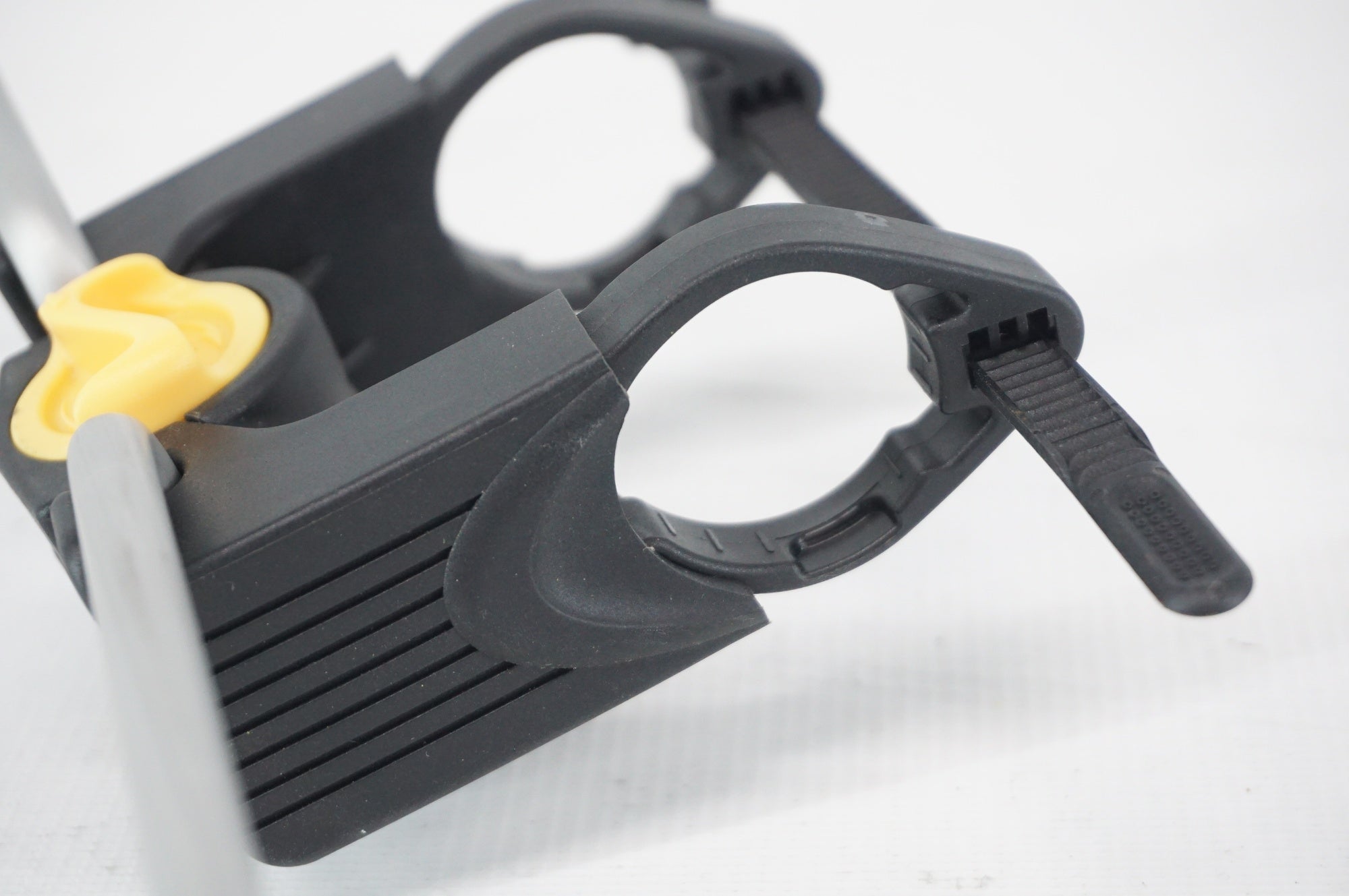 NIFCO 「ニフコ」 BTD11 OUTBACK フロントバッグホルダー / 阪急塚口店