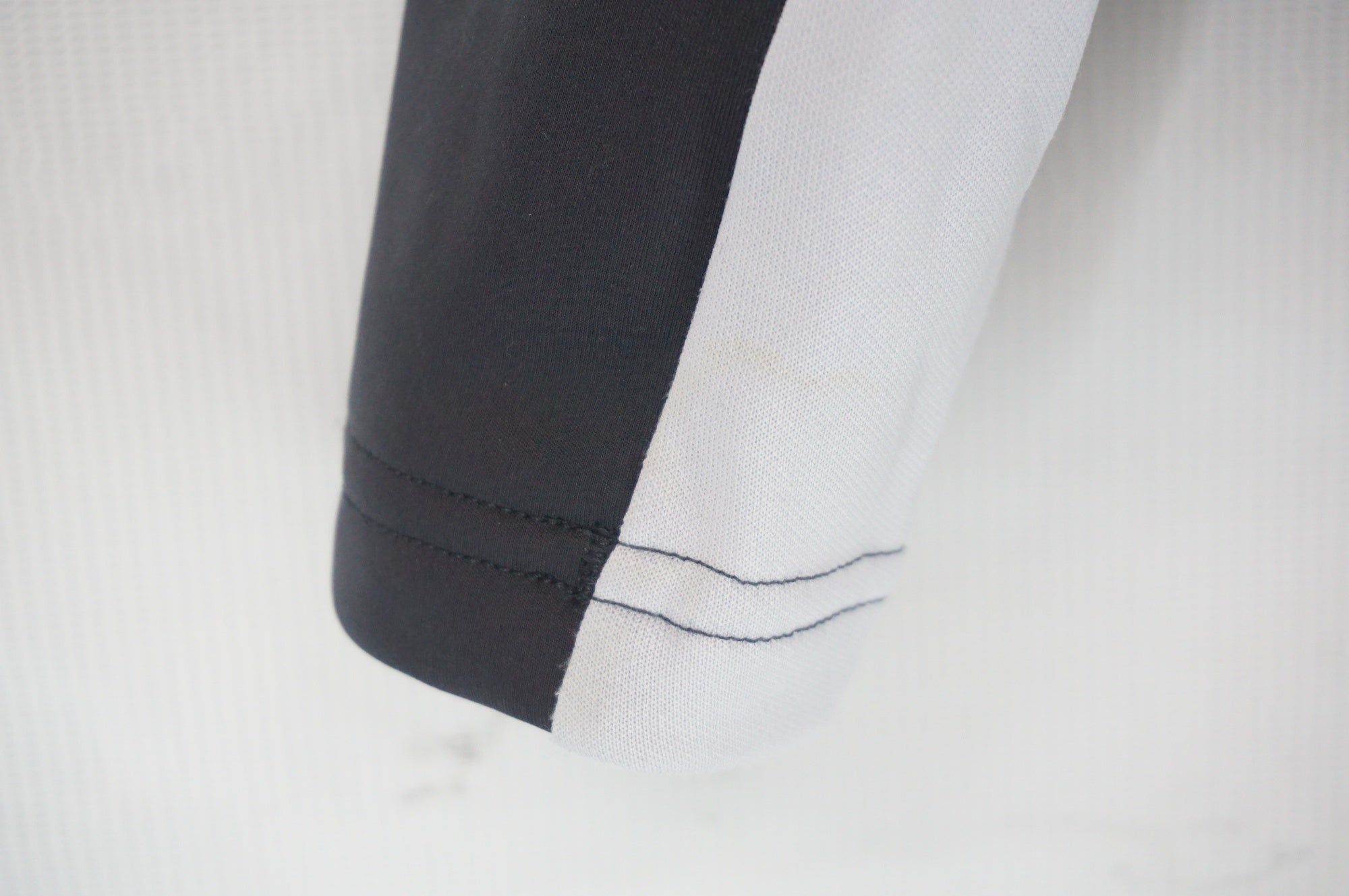 CASTELLI 「カステリ」 GORE-TEX INFINIUM Mサイズ ジャージ / 阪急塚口店