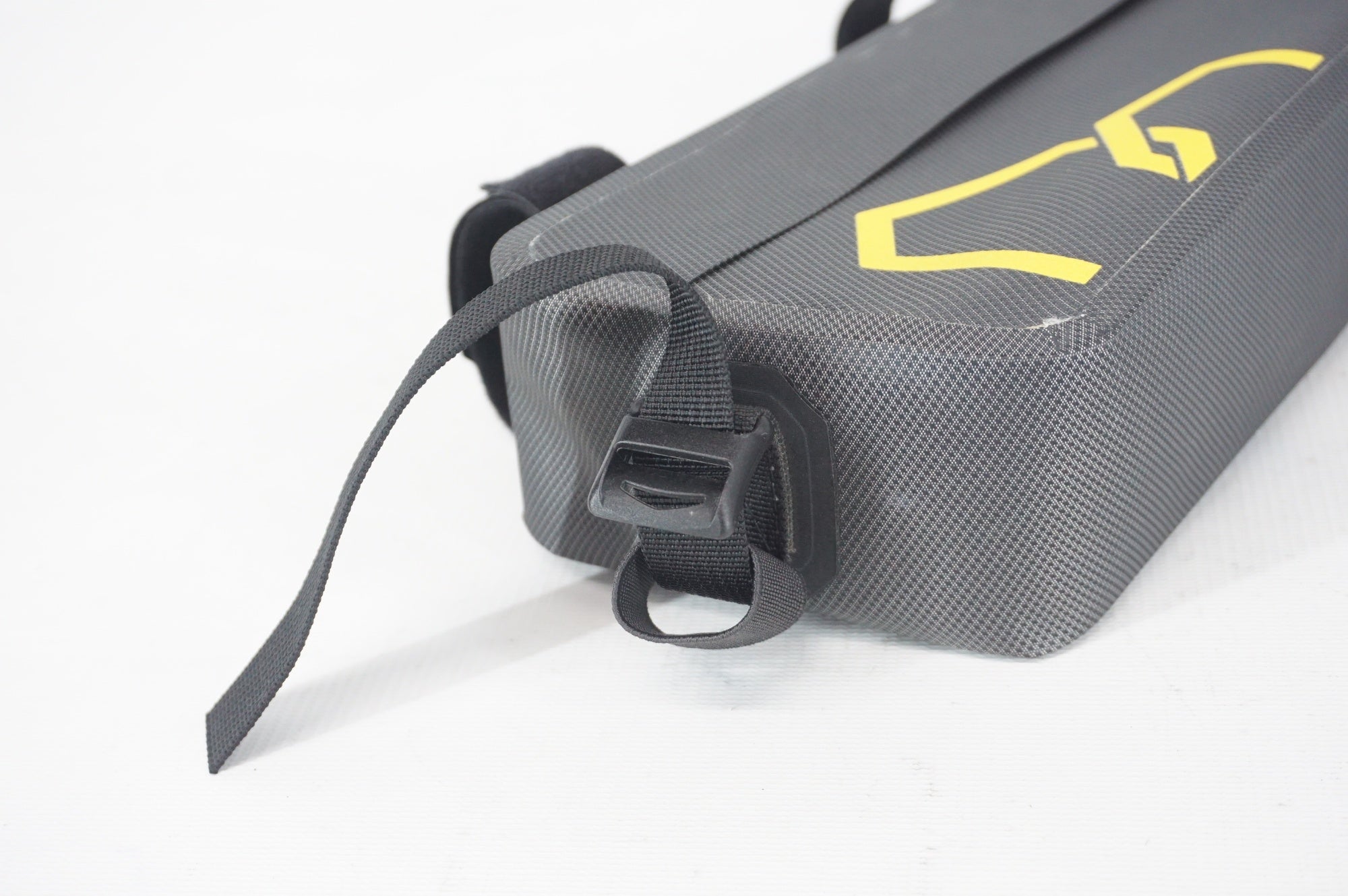 APIDURA 「アピデュラ」 エクスペディション 3L フレームバッグ / 阪急塚口店