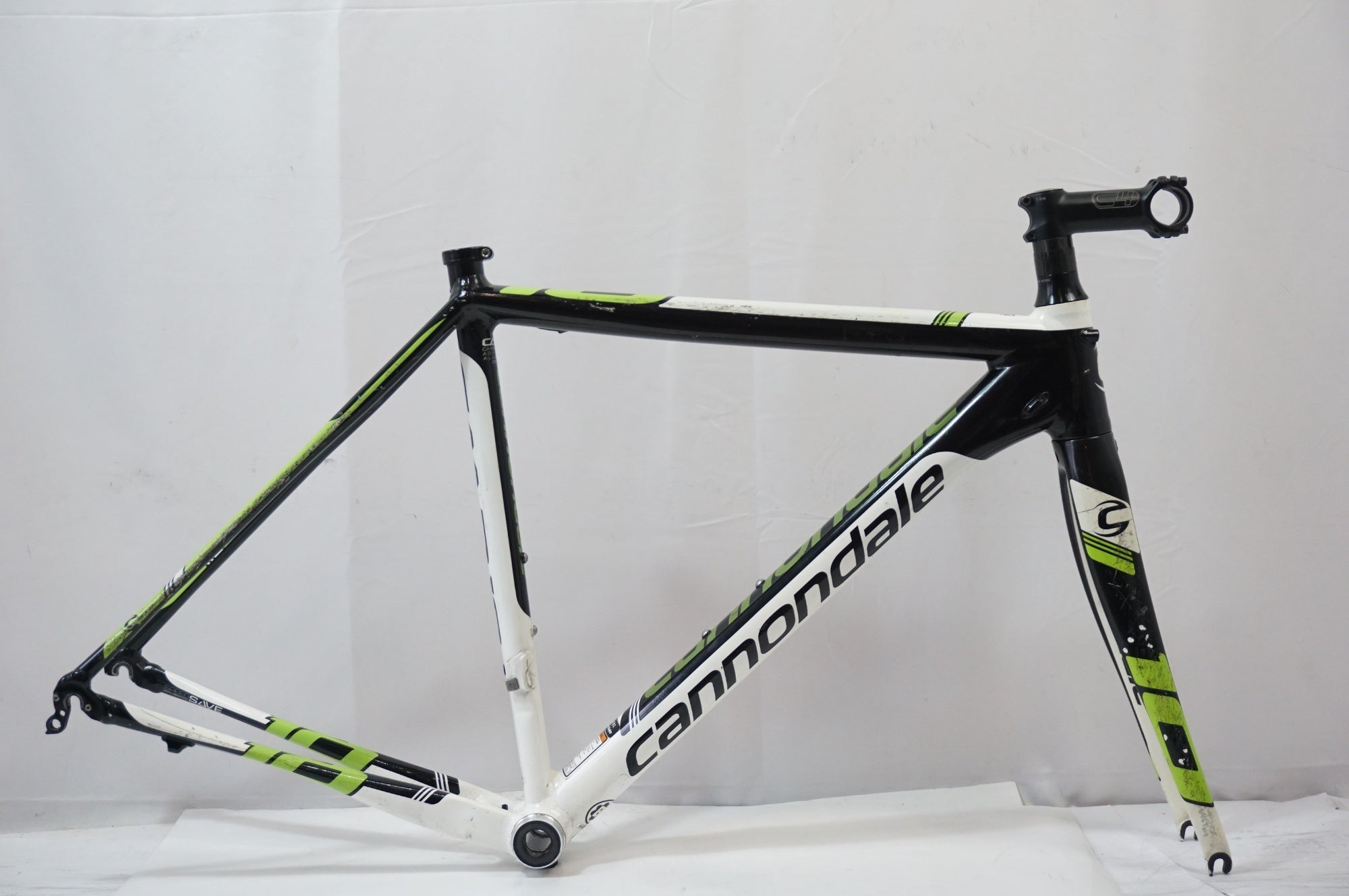 CANNONDALE 「キャノンデール」 CAAD10 2015年モデル フレームセット