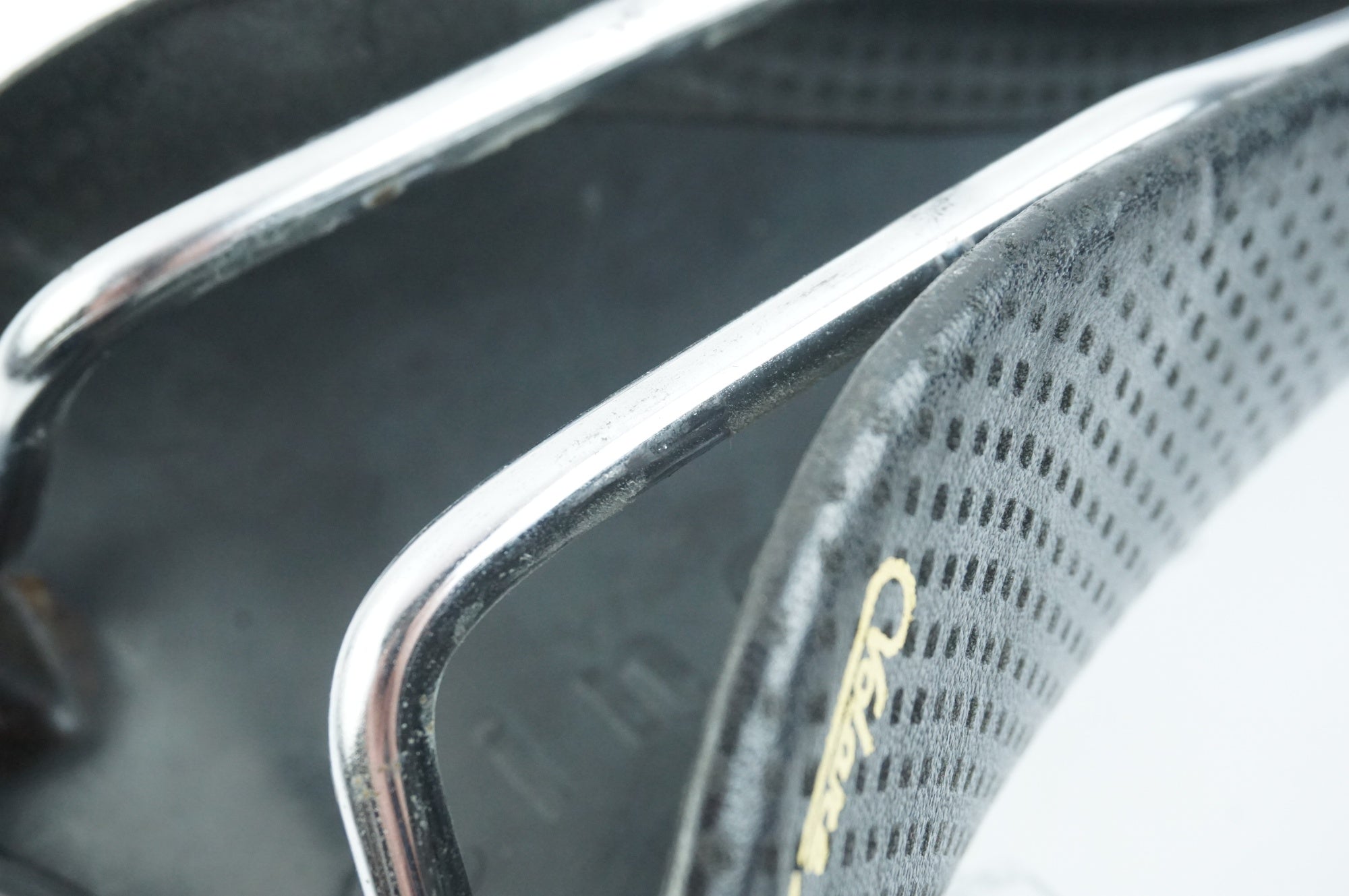 CINELLI 「チネリ」 VOLARE SLX サドル / 中目黒店