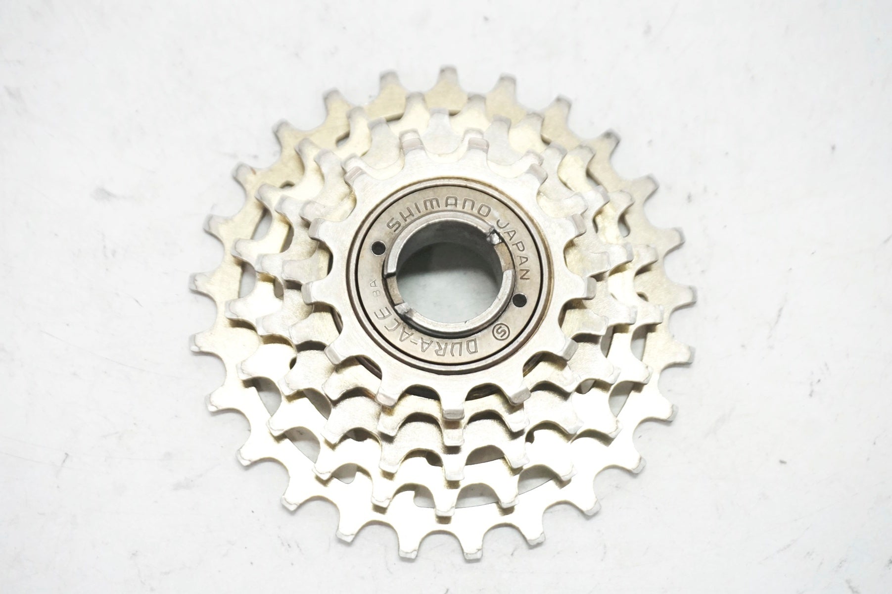 SHIMANO DURA-ACE スプロケット Amazon | SHIMANO (シマノ) DURA ACE CS-7900 カセット