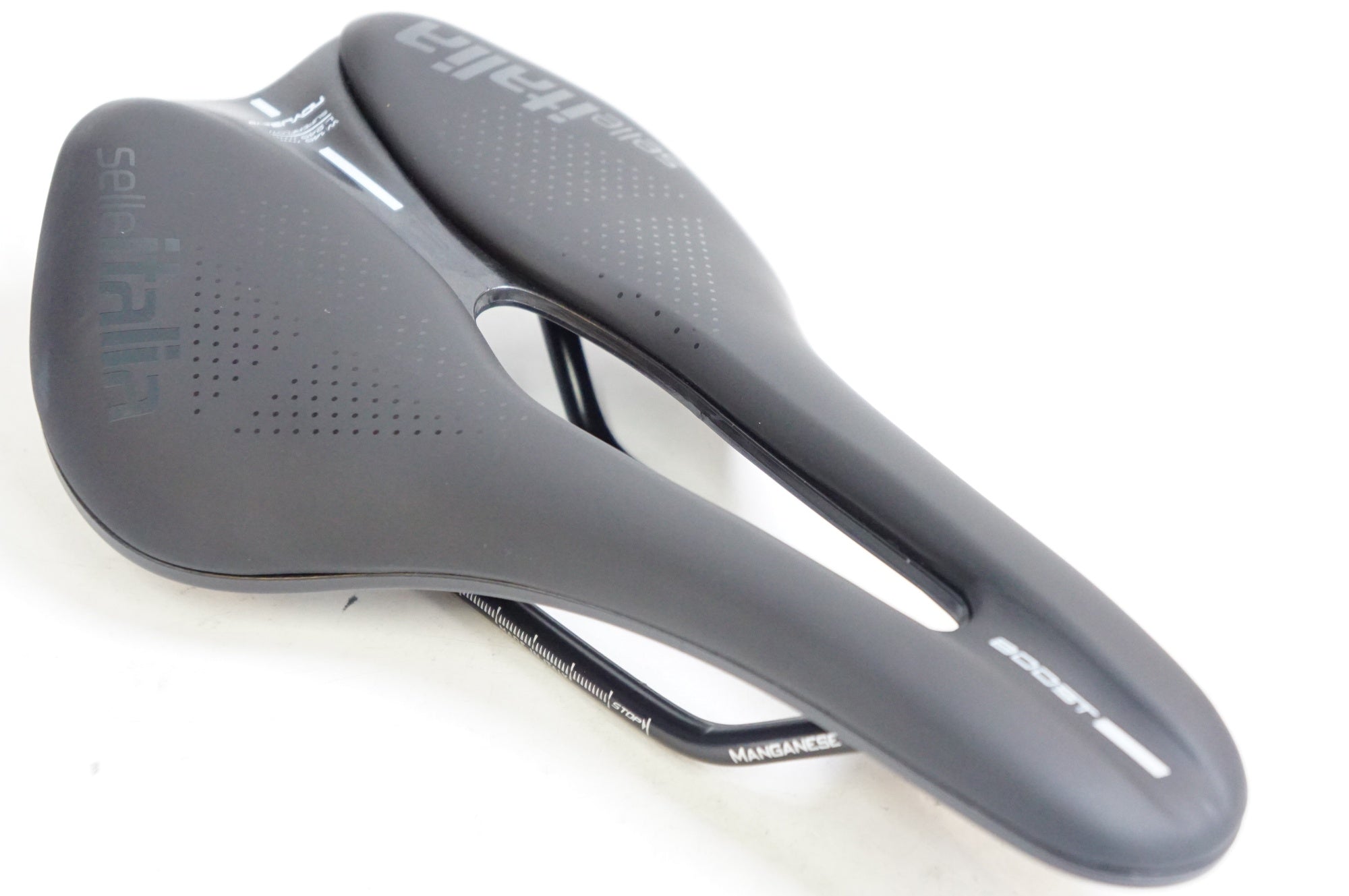 SELLE ITALIA 「セラ イタリア」 NOVUS BOOST EVO SUPERFLOW サドル SELLE ITALIA 「セラ イタリア」 NOVUS BOOST EVO SUPERFLOW サドル