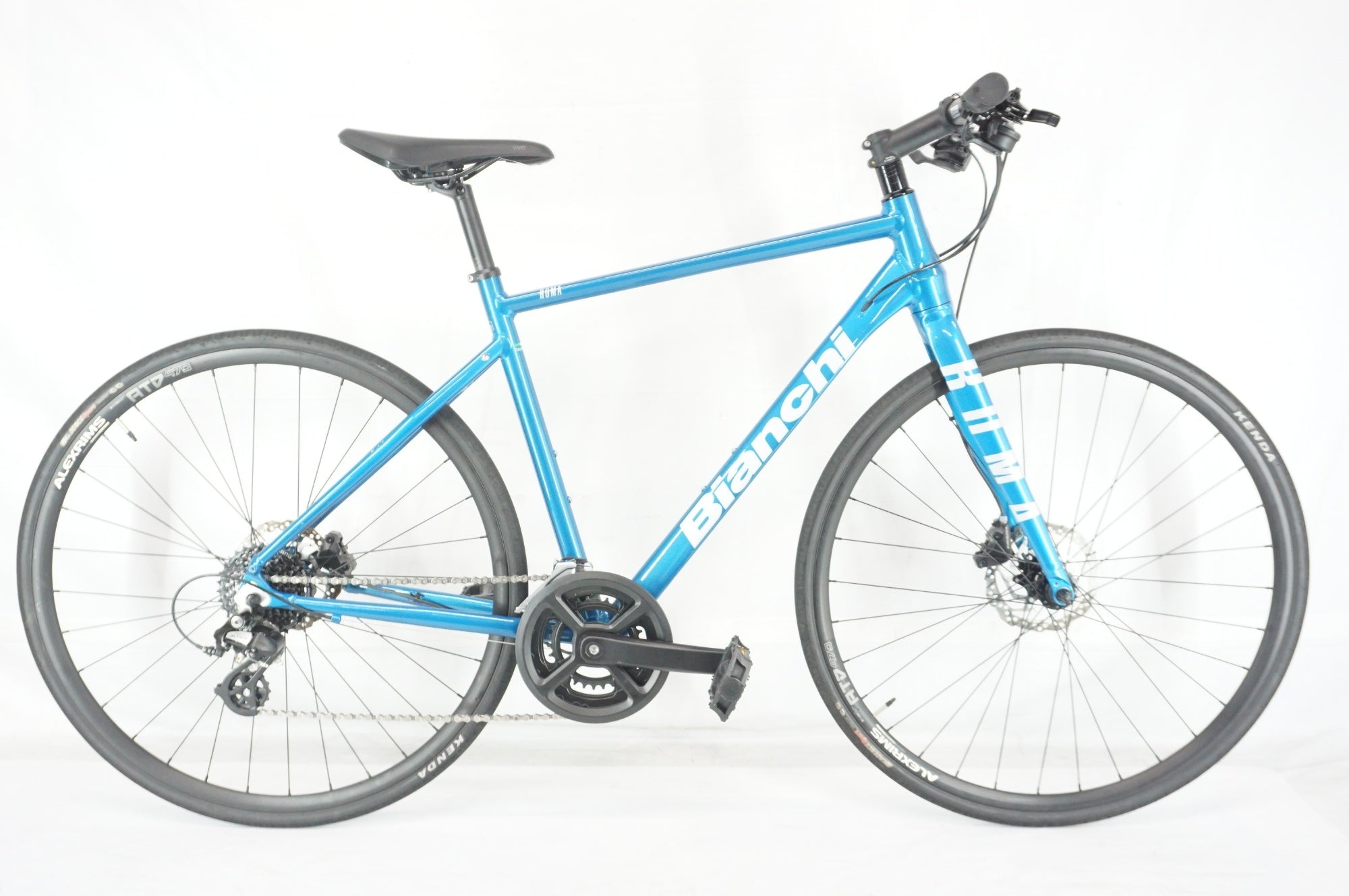 BIANCHI 「ビアンキ」 ROMA3 DISC 2022年モデル クロスバイク / 阪急