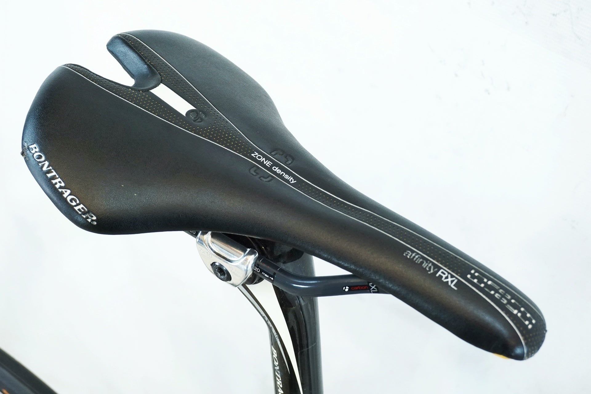 TREK 「トレック」 7.7FX 2013年モデル カスタム クロスバイク / 有明ガーデン店
