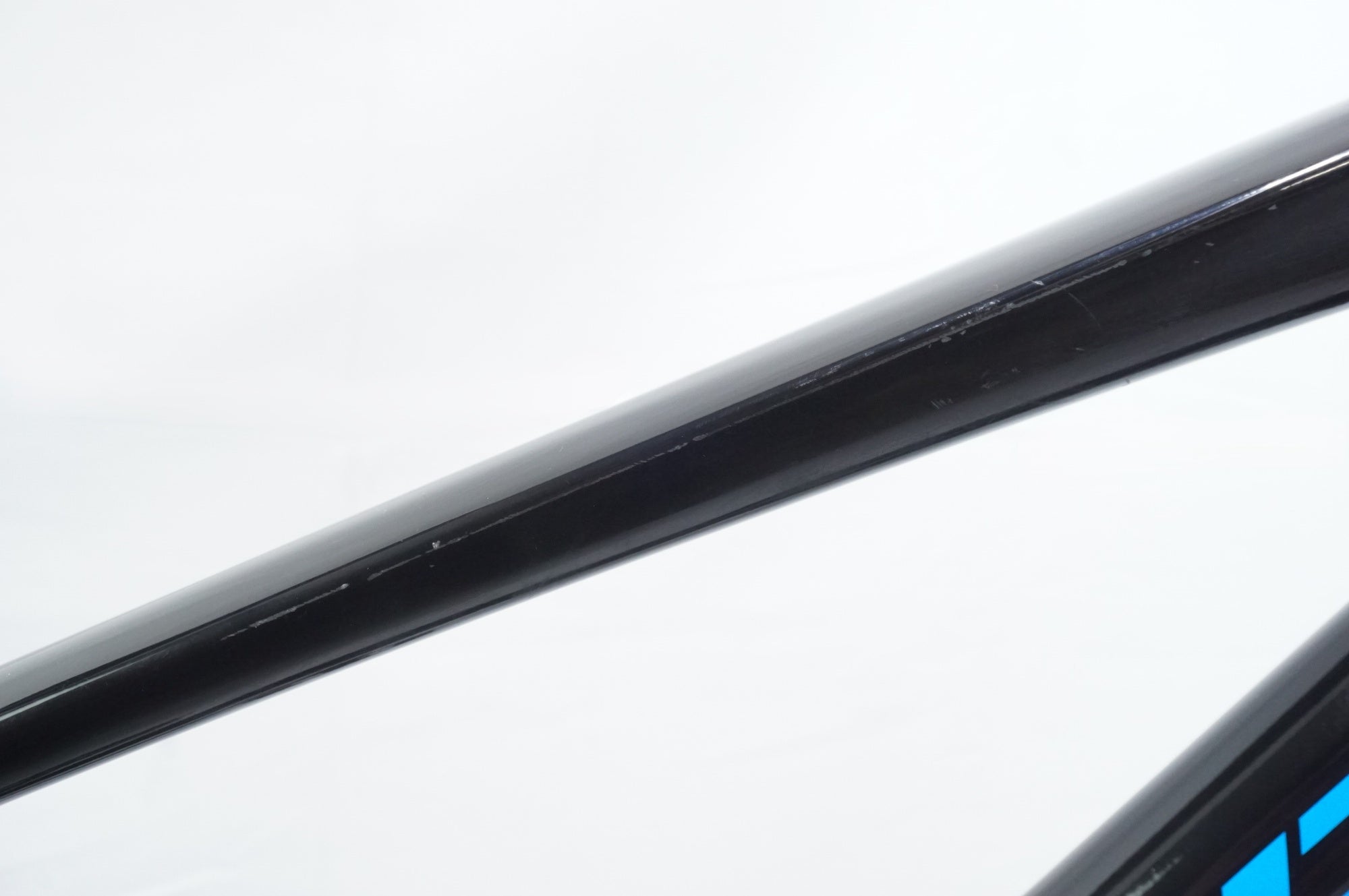 FELT 「フェルト」 VERZA SPEED 40 2021年モデル クロスバイク / 中目黒店