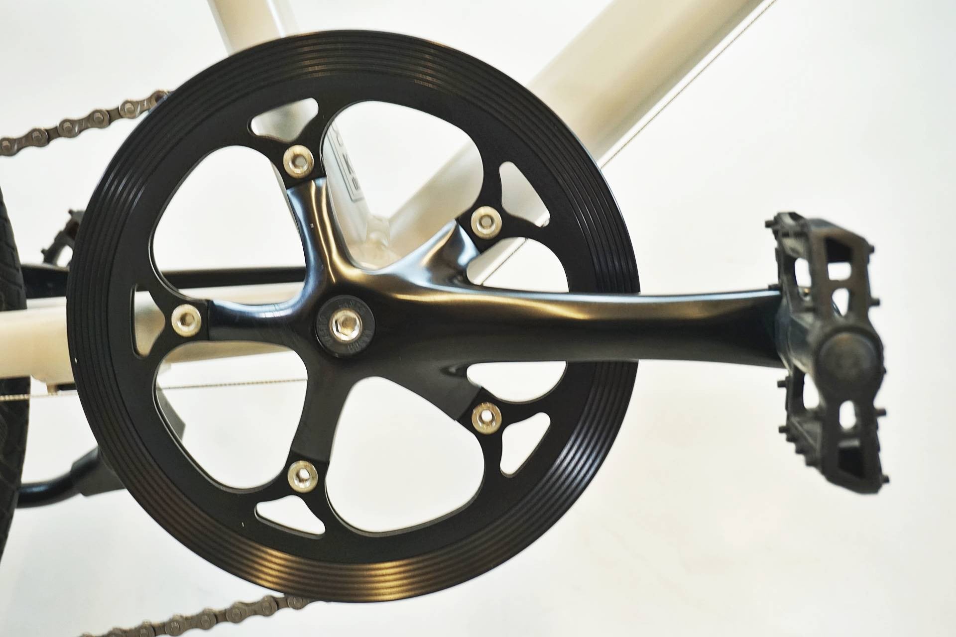 TERN 「ターン」 CREST 2022年モデル 20インチ ミニベロ / 有明ガーデン店