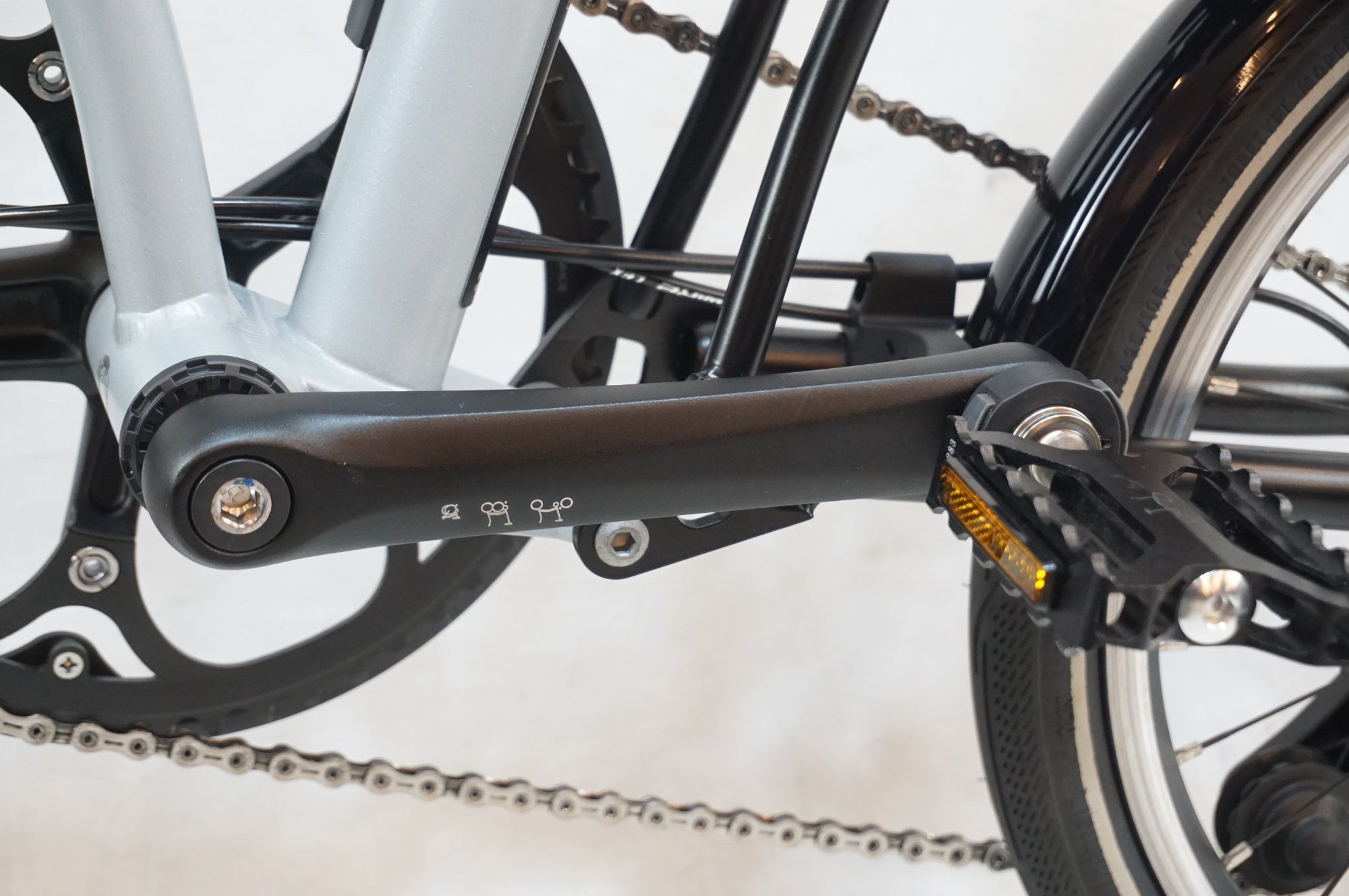 BROMPTON 「ブロンプトン」 P LINE URBAN LOW S4L 2024年モデル 16インチ 折り畳み自転車 / 浦和ベース
