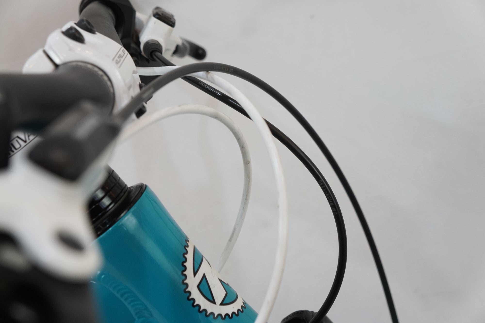 KONA 「コナ」 BLAST DELUXE 2010年モデル マウンテンバイク / バイチャリ浦和ベース