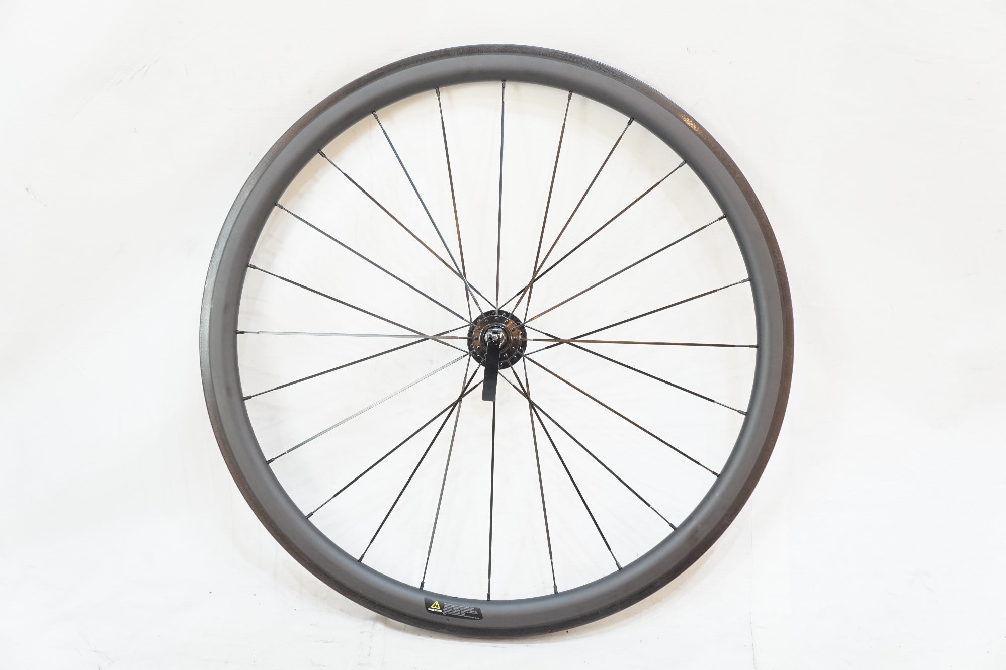 ノーブランド カーボン シマノ11速 リアホイール / バイチャリ浦和ベース