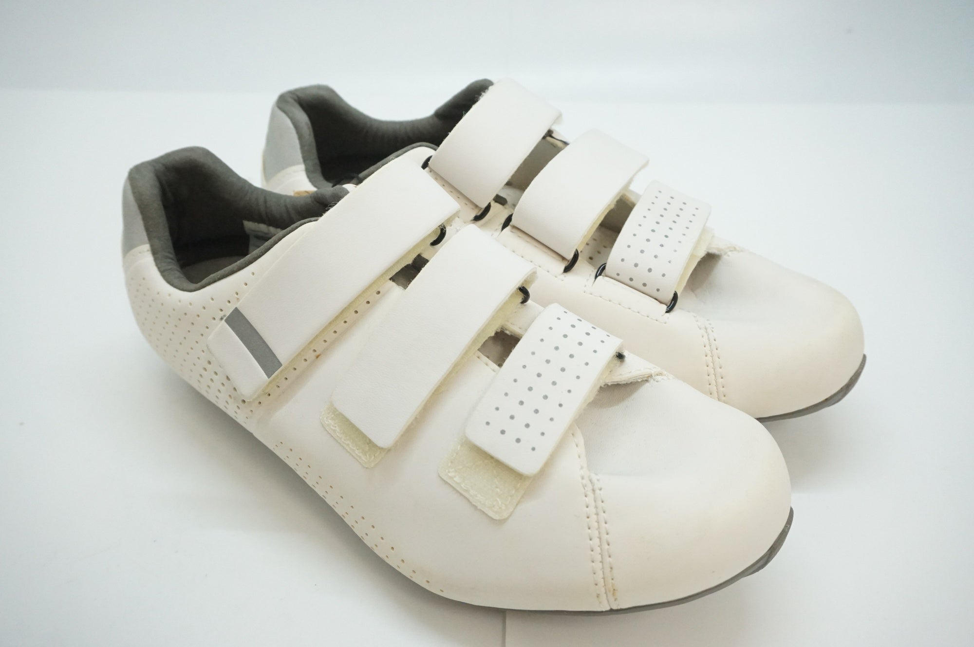 SHIMANO 「シマノ」 RT5 SH-RT500W 38(23.8cm)サイズ シューズ / 福岡店