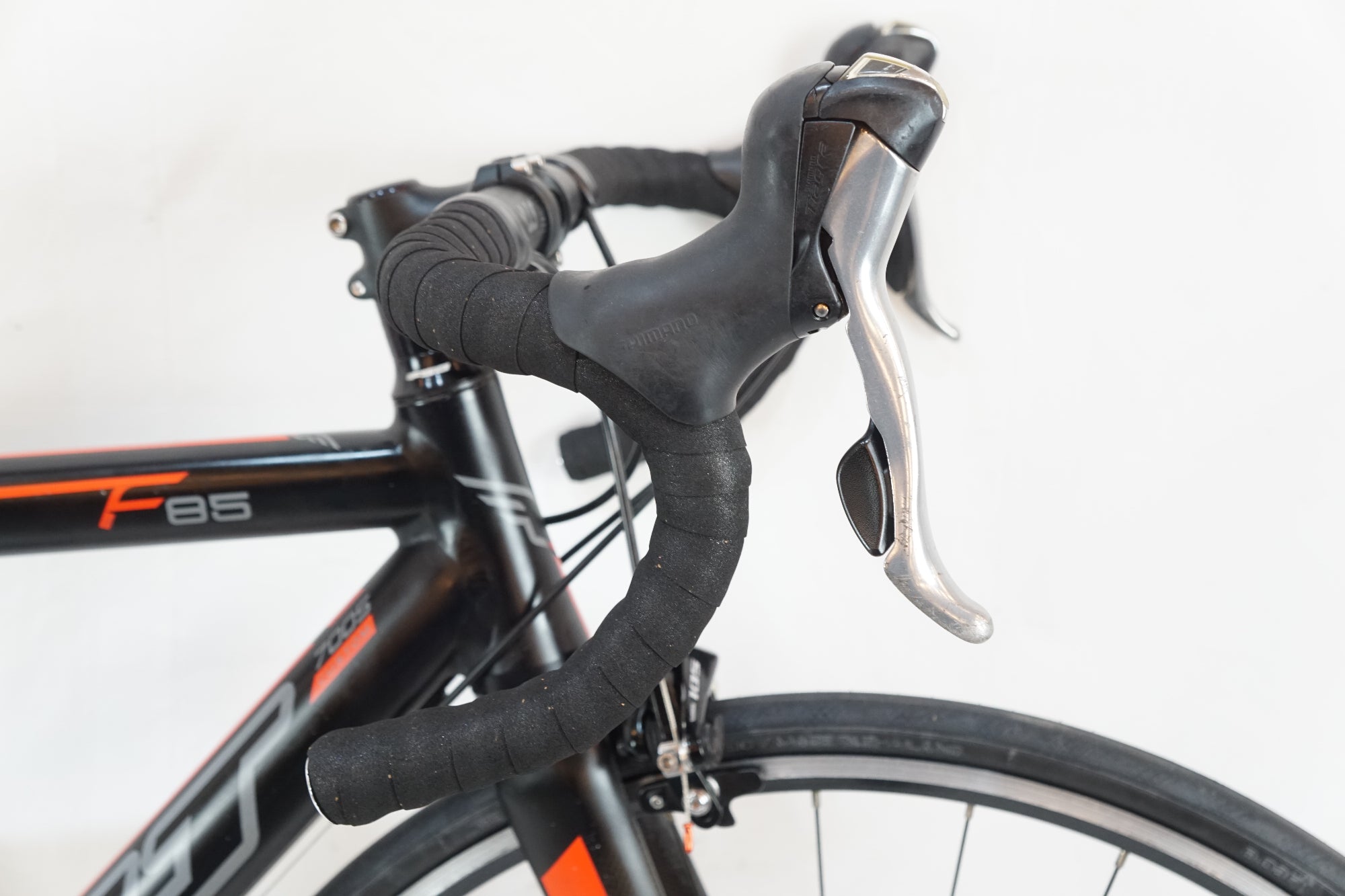 FELT 「フェルト」 F85 2013年モデル ロードバイク / バイチャリ浦和ベース