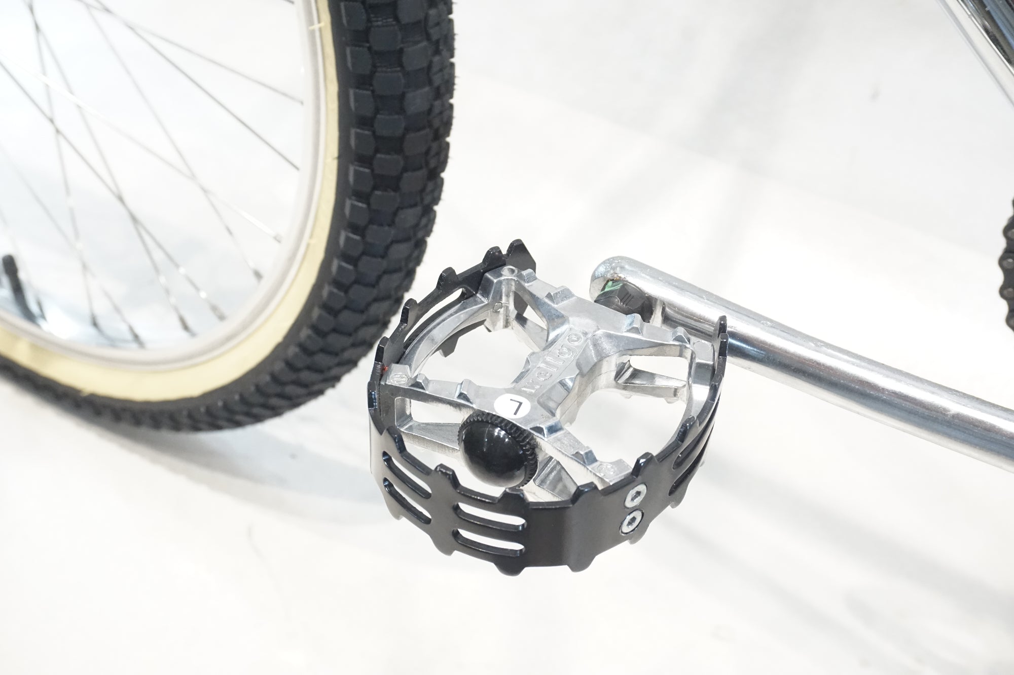 HOW I ROLL 「ハウアイロール」 THE CRUISER 2025年モデル 24インチ BMX / 横浜戸塚店