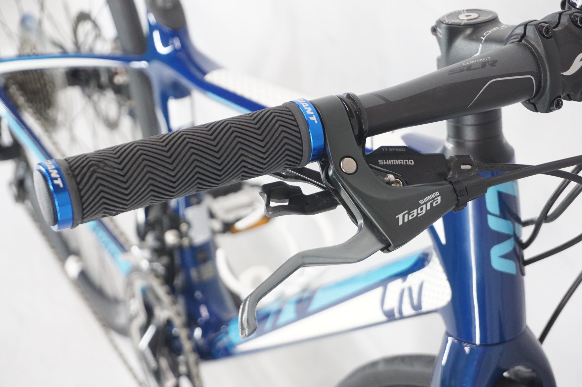 GIANT 「ジャイアント」 LIV AVAIL 2 DISC 2015年モデル ロードバイク / 阪急塚口店