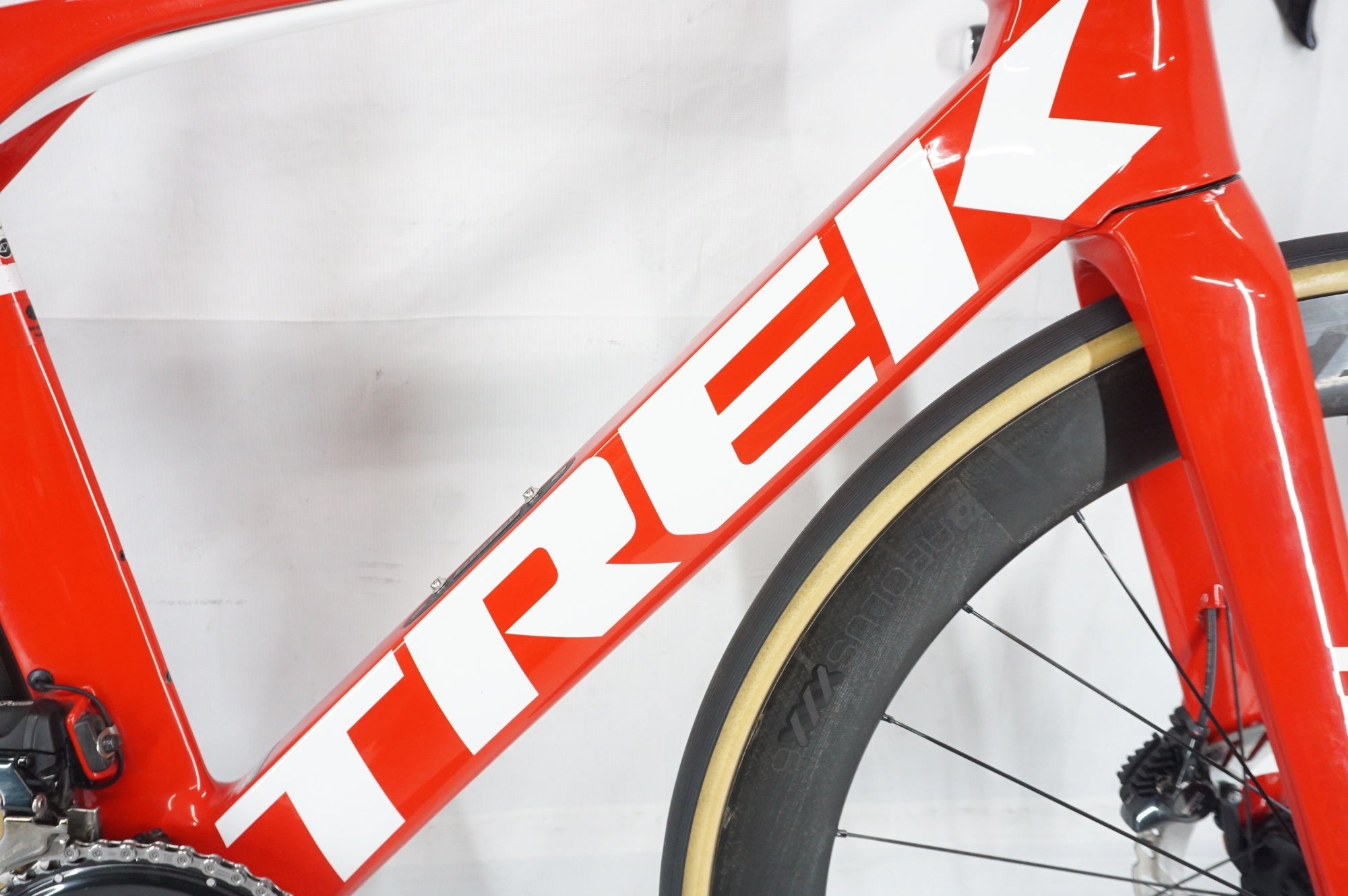 TREK 「トレック」 MADONE SLR 9 DISC 2019年モデル ロードバイク / 阪急塚口店