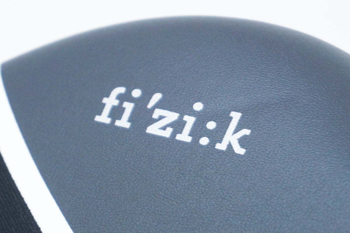 FIZIK 「フィジーク」 THAR KIUMレール サドル / 大阪美原北インター店
