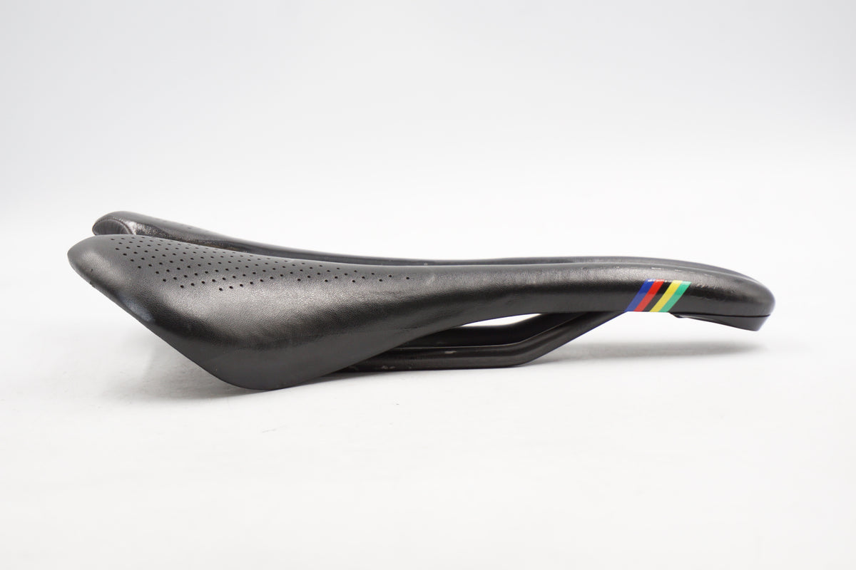 RITCHEY 「リッチー」 WCS SKYLINE サドル / 奈良店