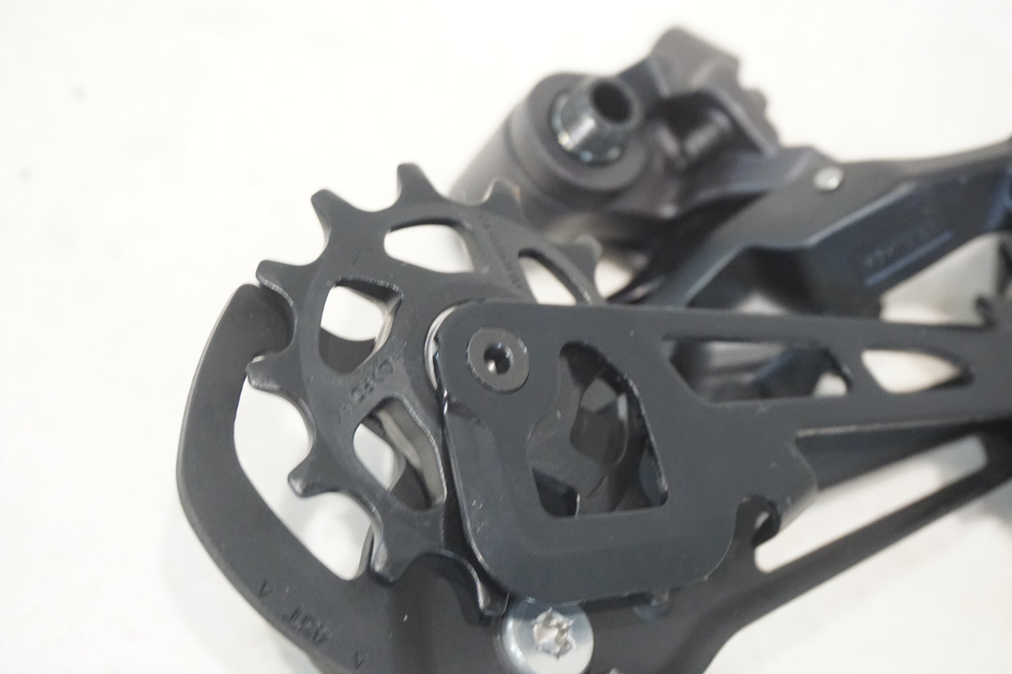 SHIMANO 「シマノ」 DEORE XT RD-M8120-SGS リアディレイラー / 横浜戸塚店
