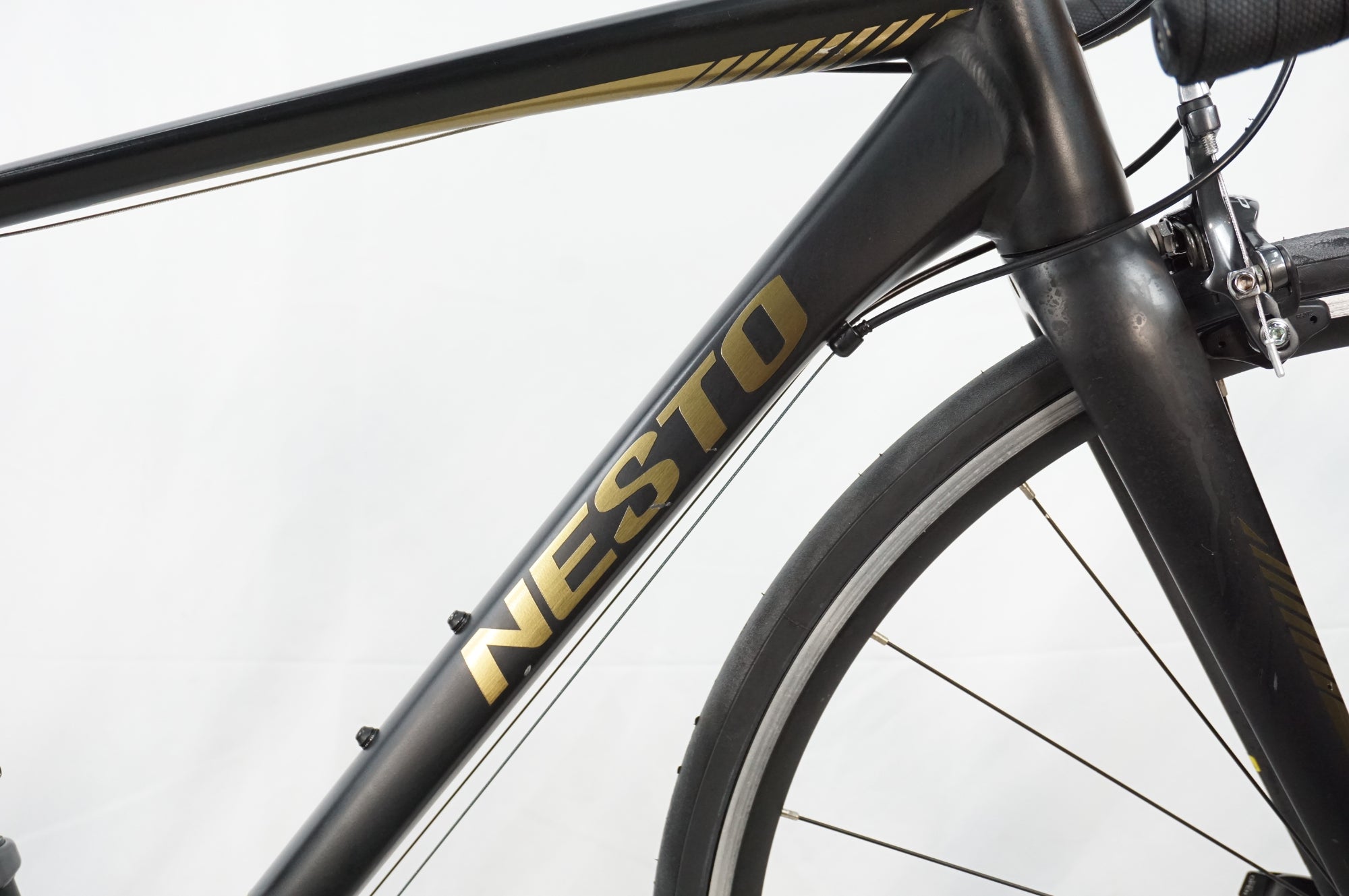 NESTO 「ネスト」 FALAD PRO 2022年モデル ロードバイク/ 川越店