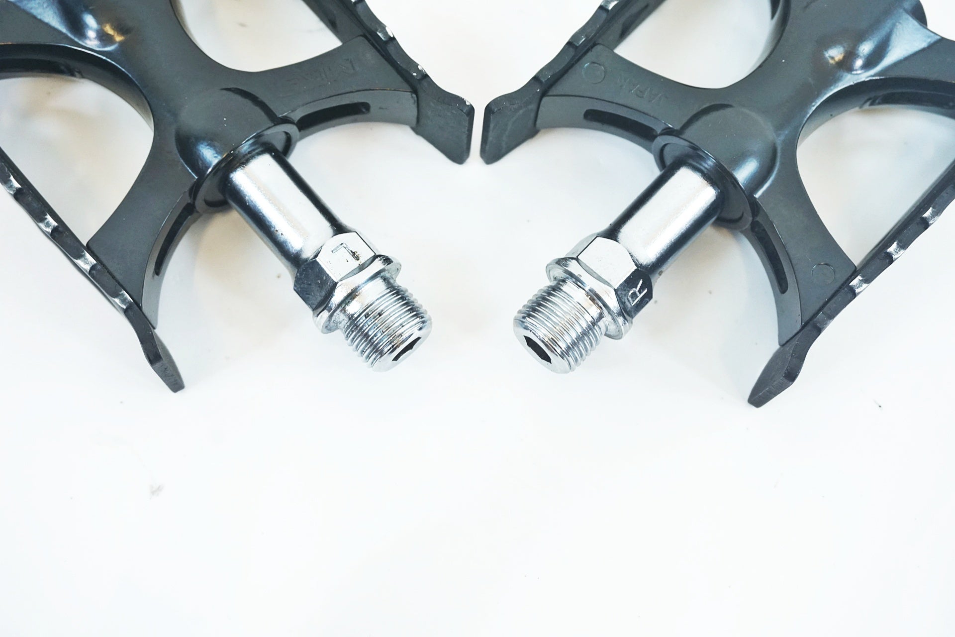 MKS 「エムケーエス」 TOURING LITE ペダル / 有明ガーデン店