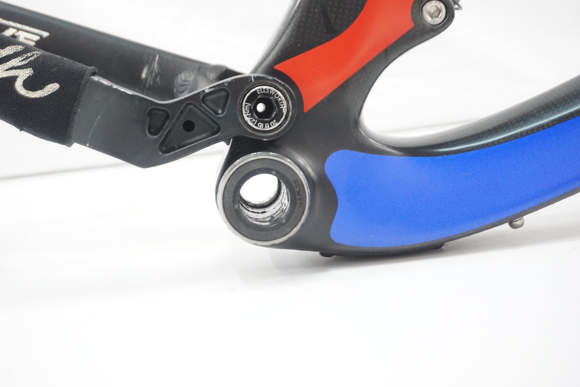 ELLSWORTH 「エルズワース」 ROGUE SIXTY 2017年モデル フレーム/ 奈良店