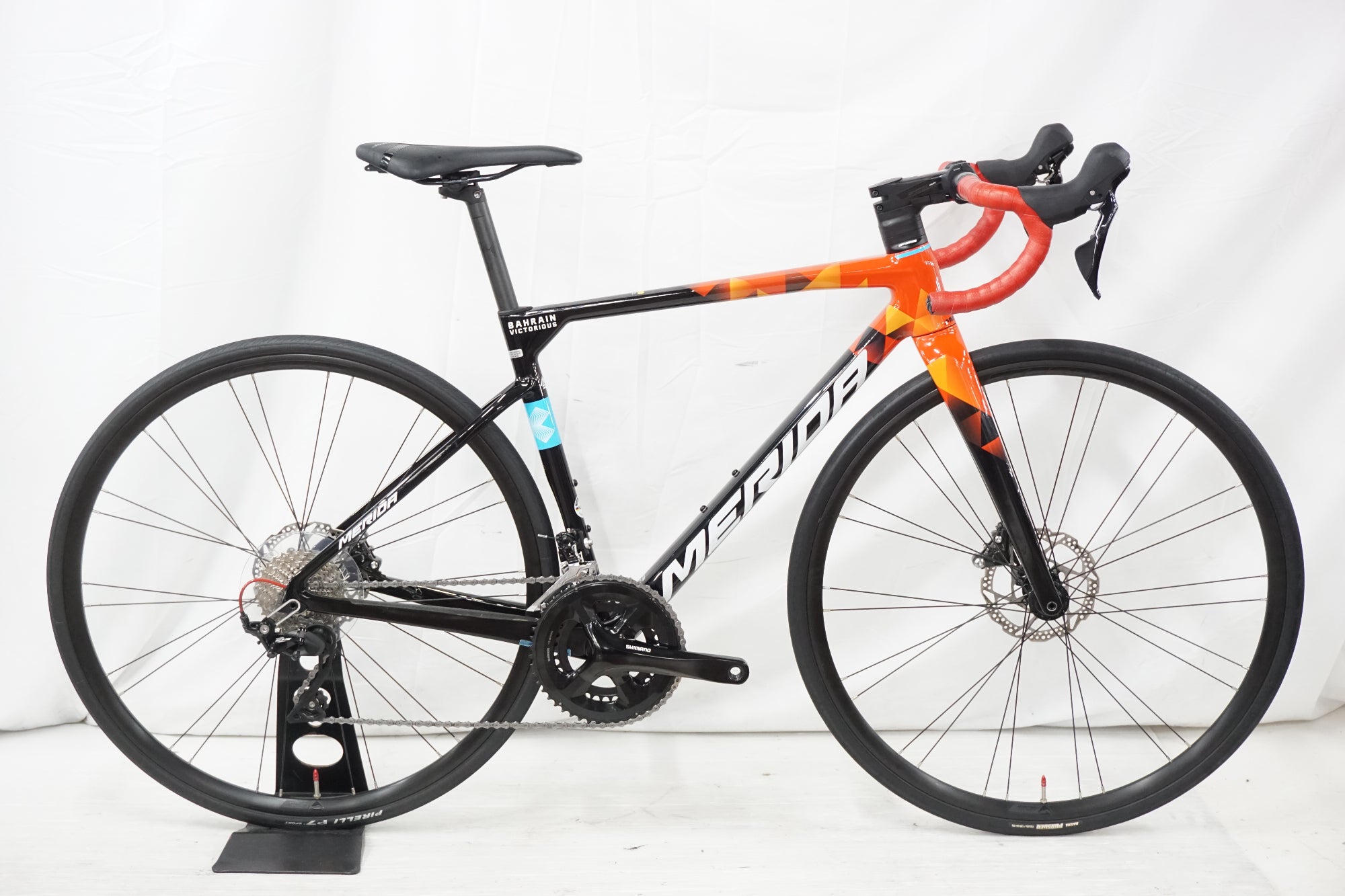 MERIDA 「メリダ」 SCULTURA4000 DISC 2022年モデル ロードバイク / 奈良店