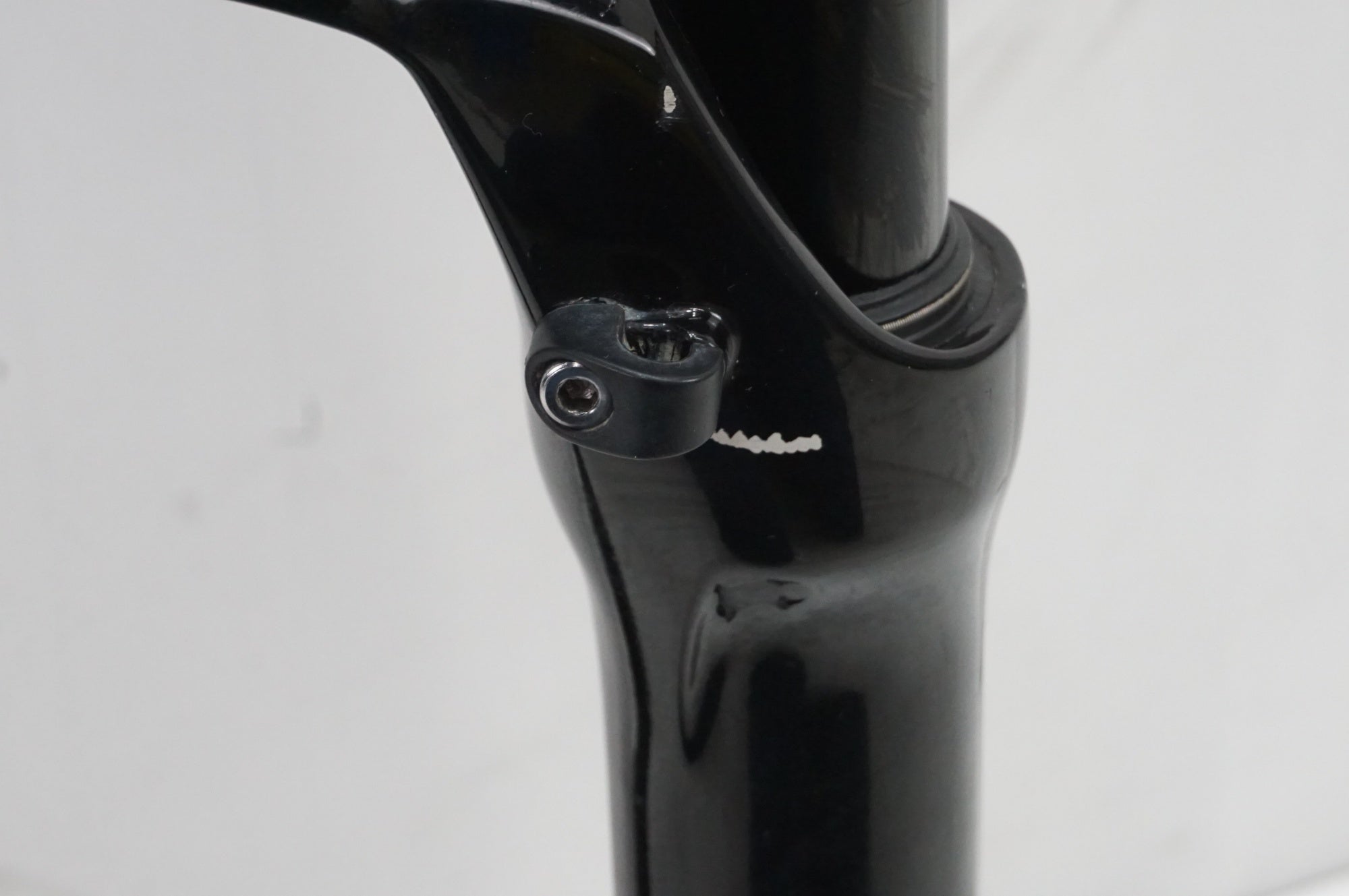 SR SUNTOUR 「エスアールサンツアー」 EPIXON 27.5 サスペンションフォーク / 大宮店