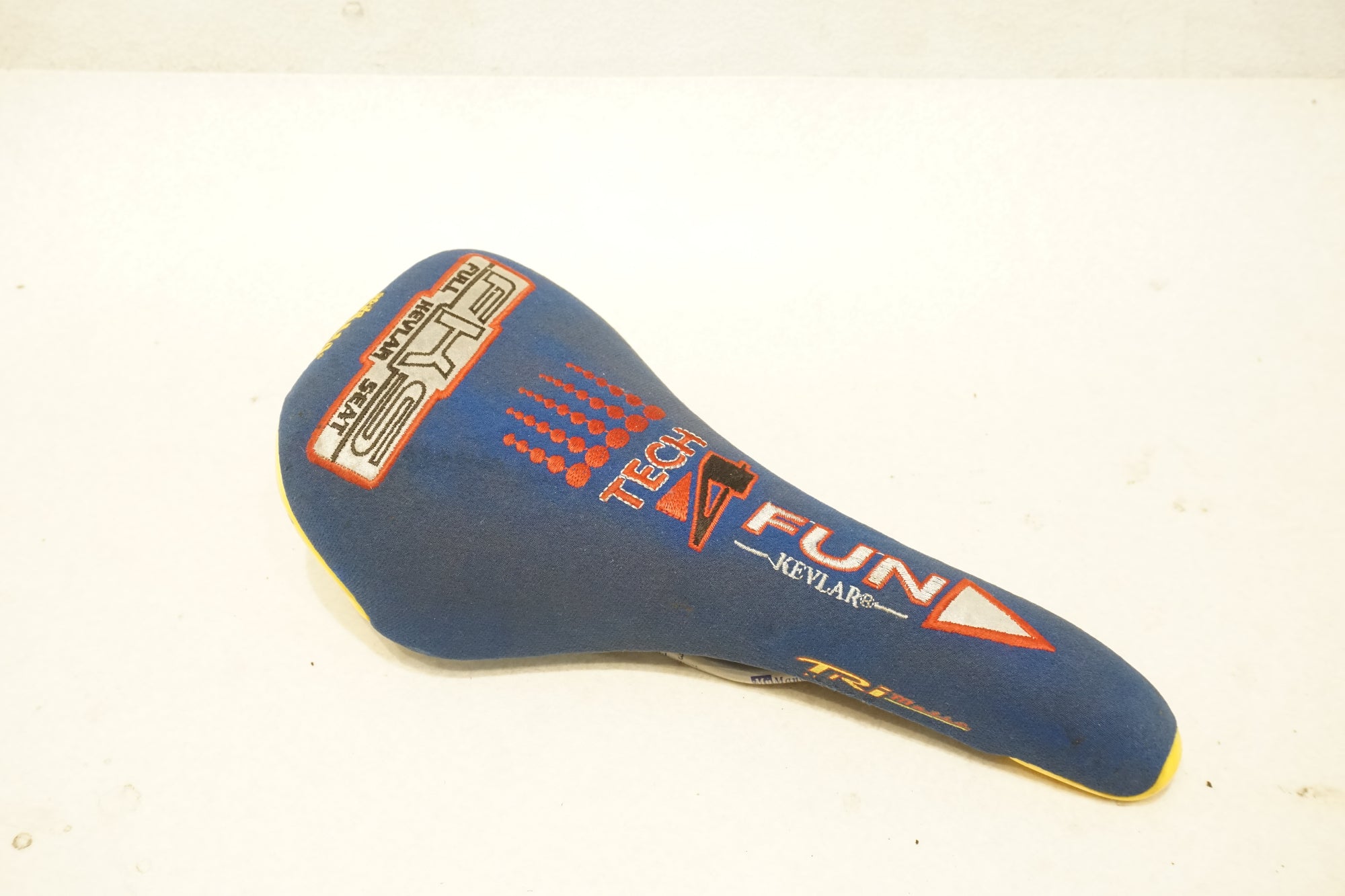 SELLE ITALIA 「セライタリア」 TRI MATIC MANGANESEレール サドル