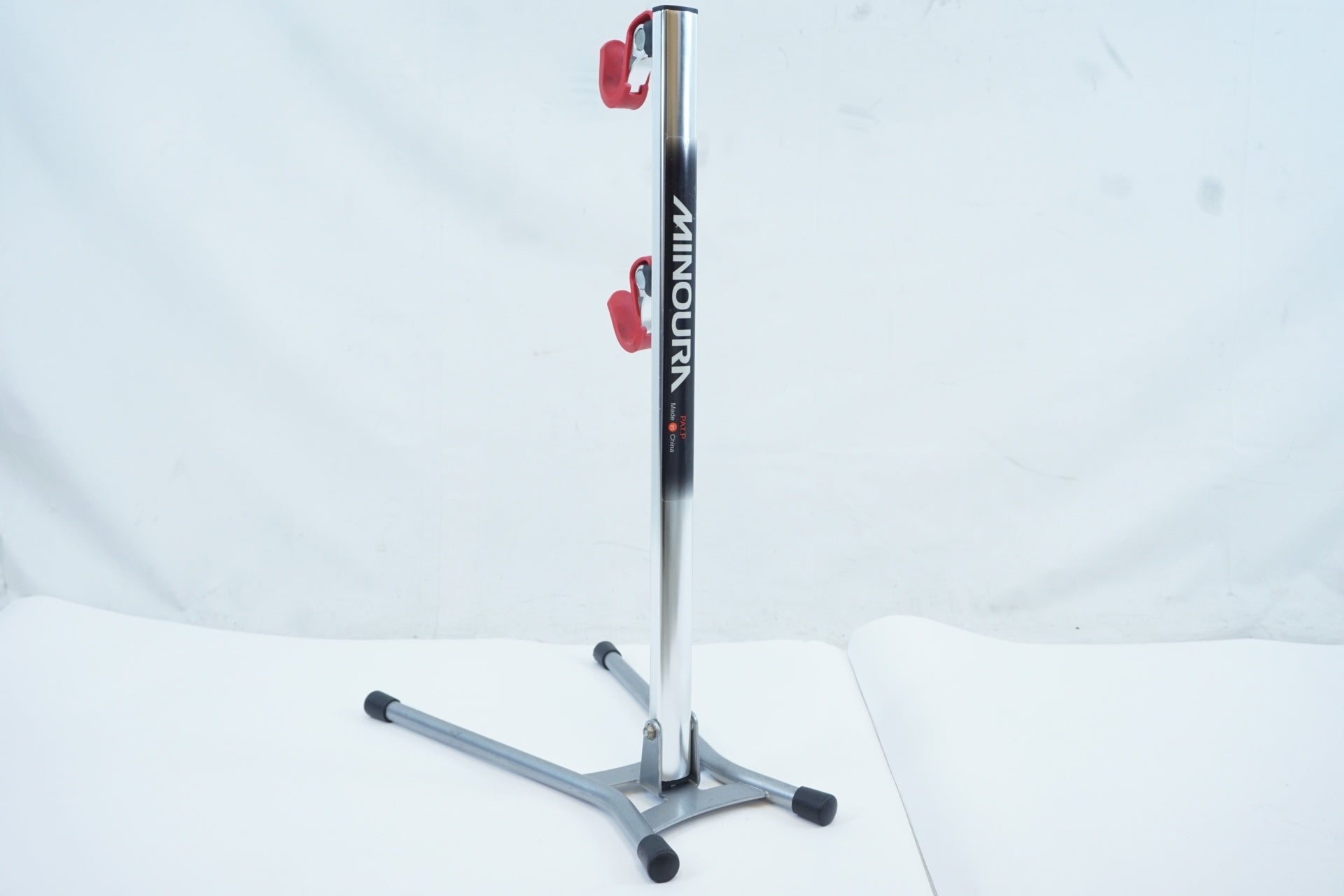 MINOURA 「ミノウラ」 ディスプレイスタンド / 有明ガーデン店