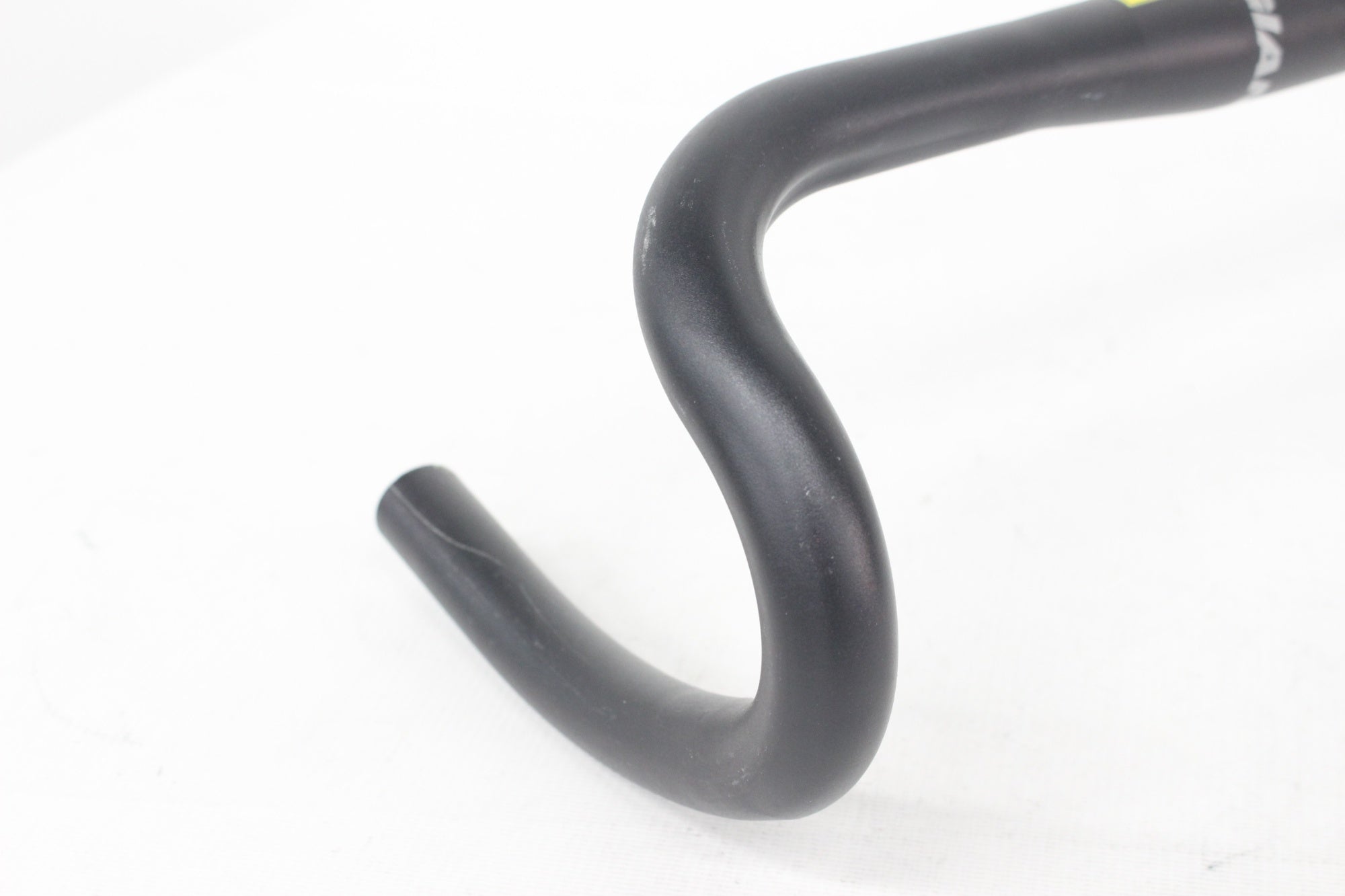 GIANT 「ジャイアント」 CONNECT φ31.8 420mm ハンドル / 阪急塚口店