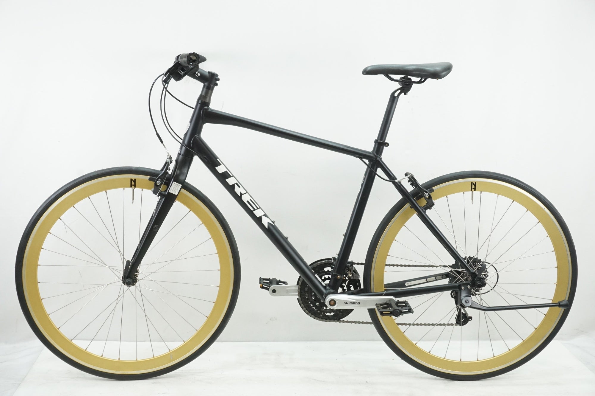 TREK 「トレック」 7.4FX 2015年モデル カスタム クロスバイク / 大宮店