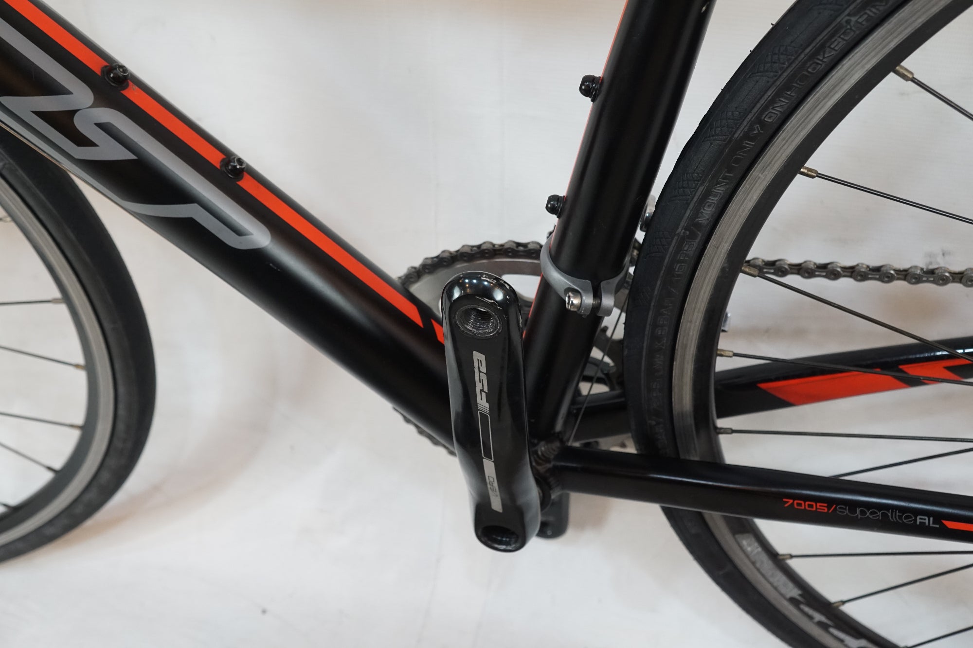 FELT 「フェルト」 F85 2013年モデル ロードバイク / バイチャリ浦和ベース