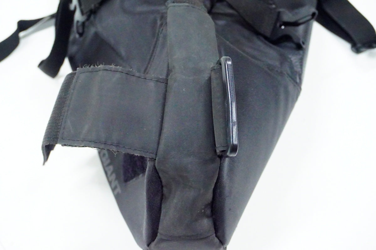 GIANT 「ジャイアント」 SCOUT SEAT BAG サドルバック / 名古屋大須店