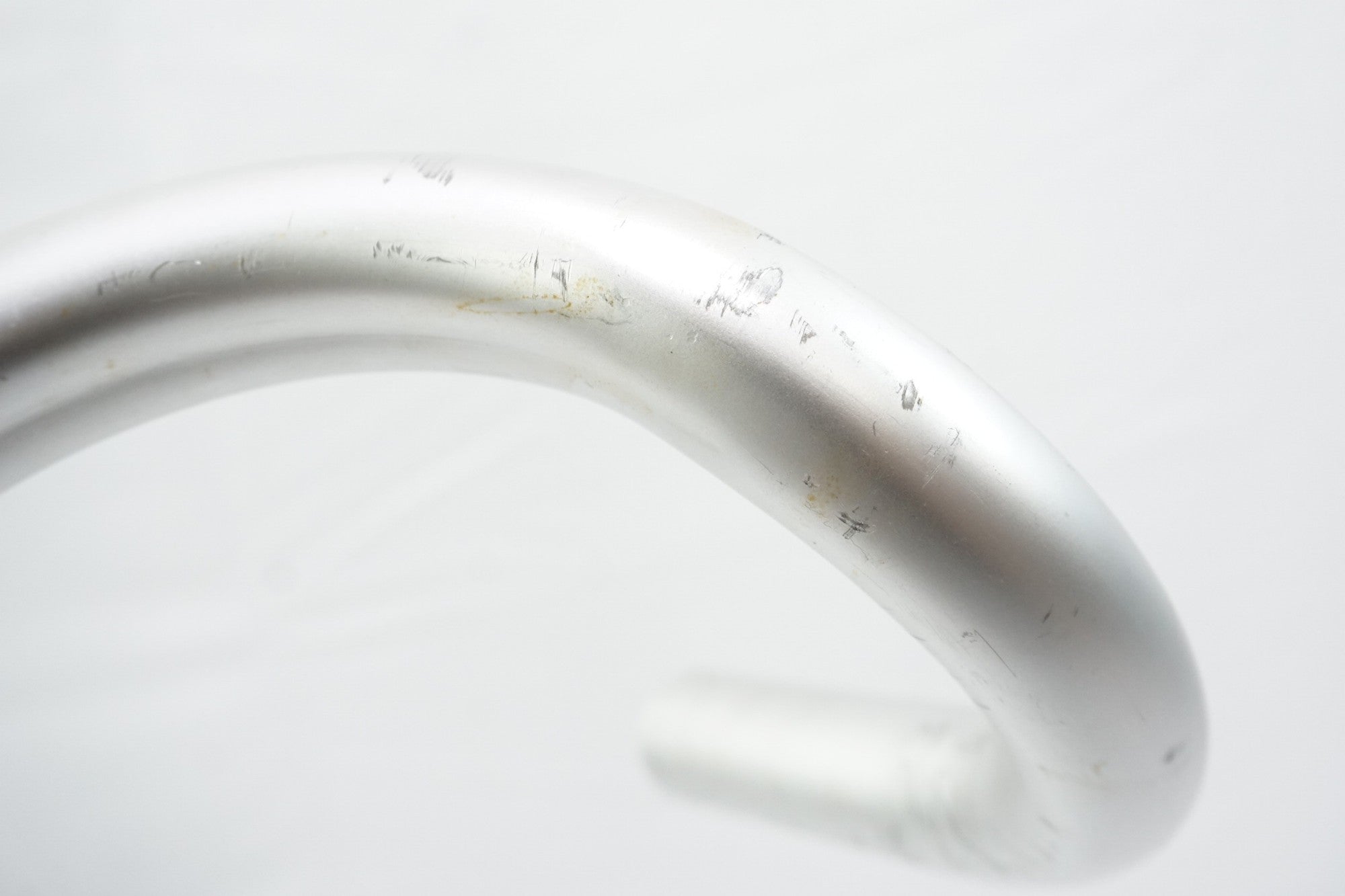 CINELLI 「チネリ」 GIRO D'ITALIA アルミ Φ26.0 420mm ハンドル / 中目黒店