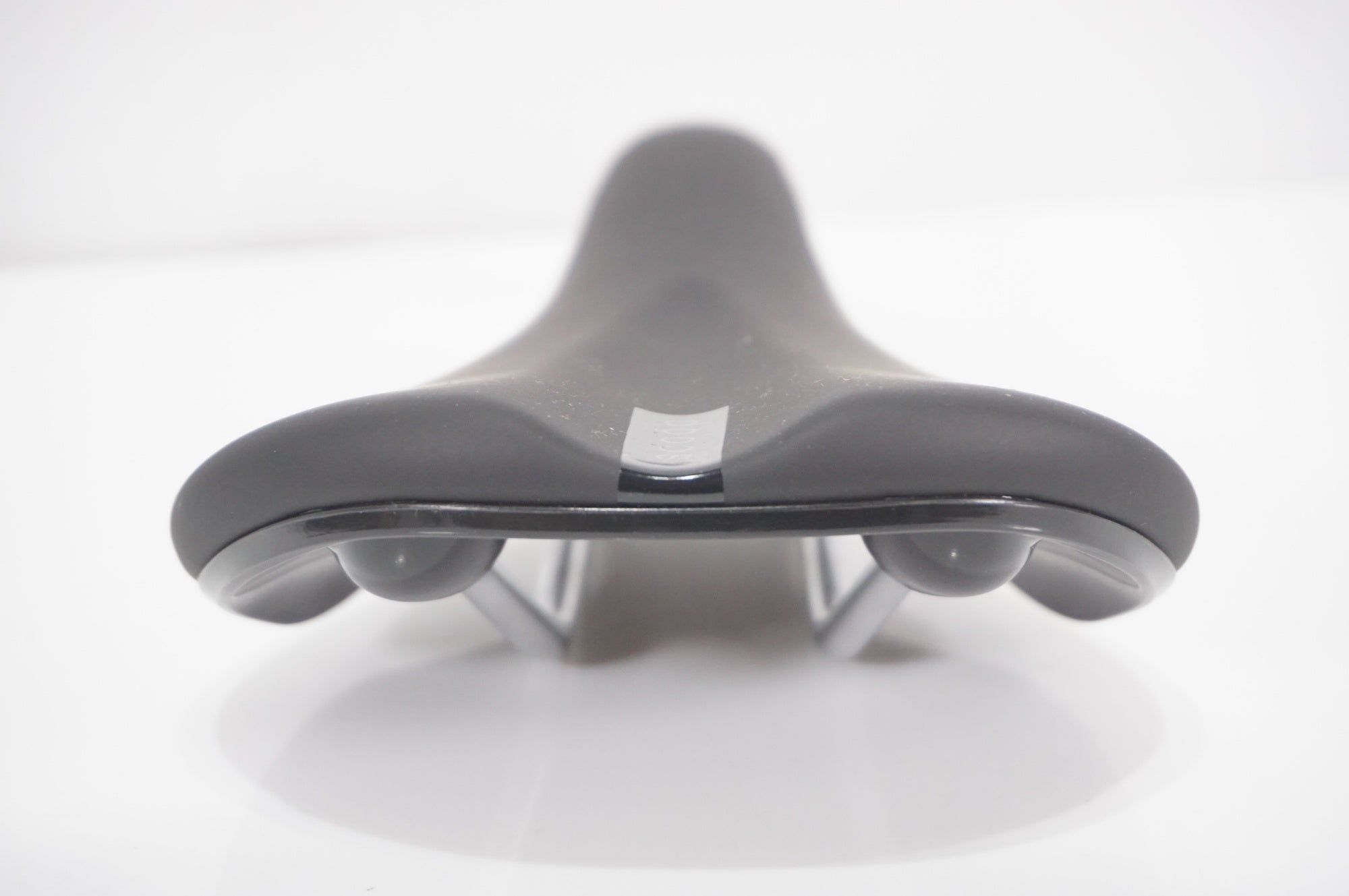 FABRIC 「ファブリック」 CANNONDALE 純正 サドル / AKIBA店