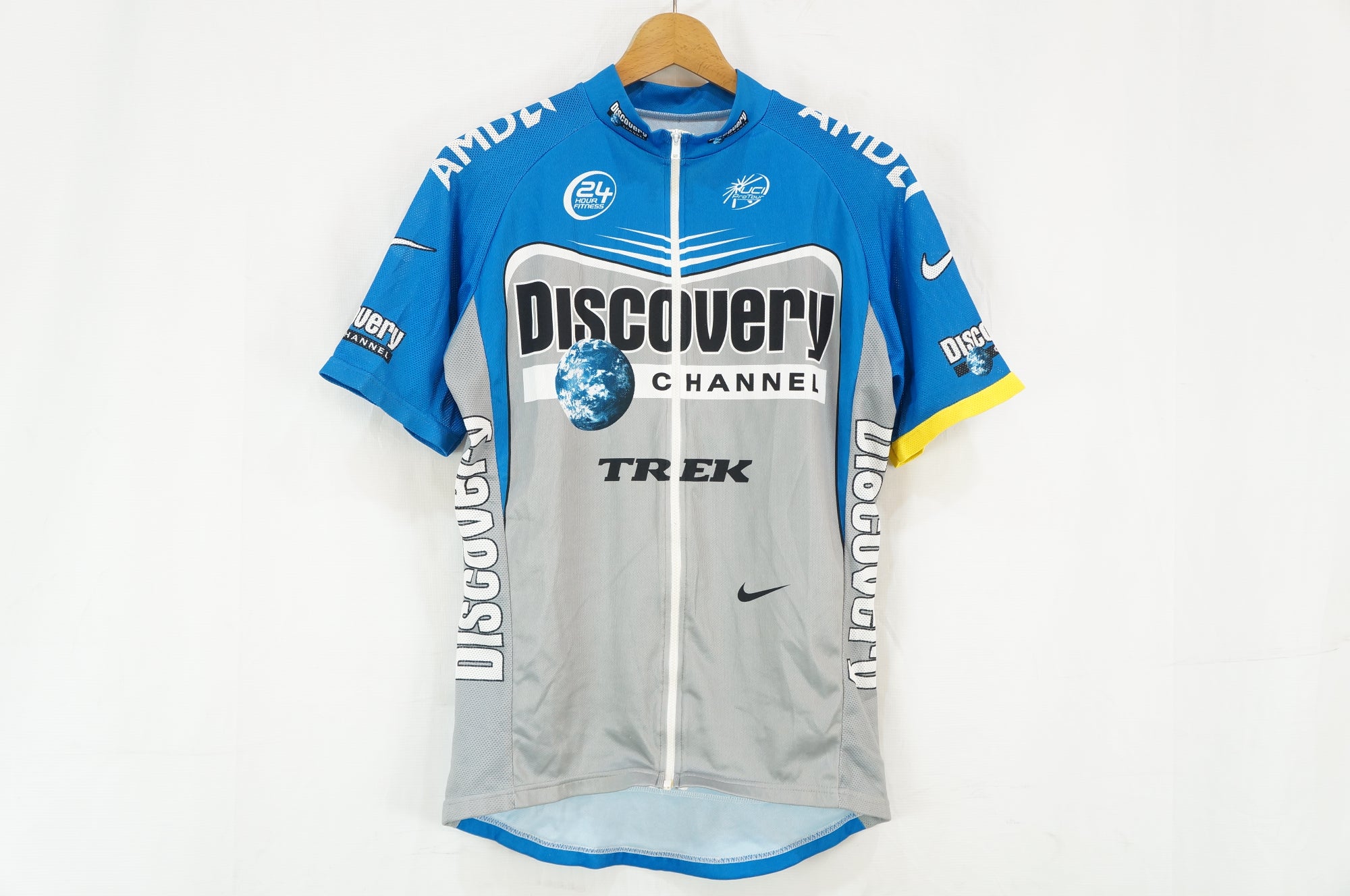 NIKE 「ナイキ」 LIVE STRONG Mサイズ 半袖ジャージ / バイチャリ浦和ベース