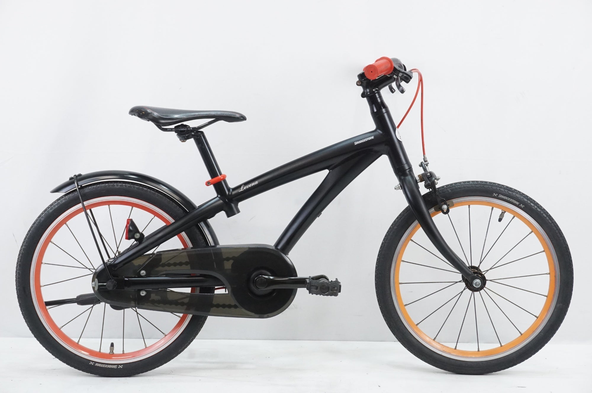 ウエダ【美品2トンカラー】ブリヂストン Levena 自転車 18インチ BRIDGESTONE 「ブリヂストン」 LEVENA 2016年モデル 18インチ
