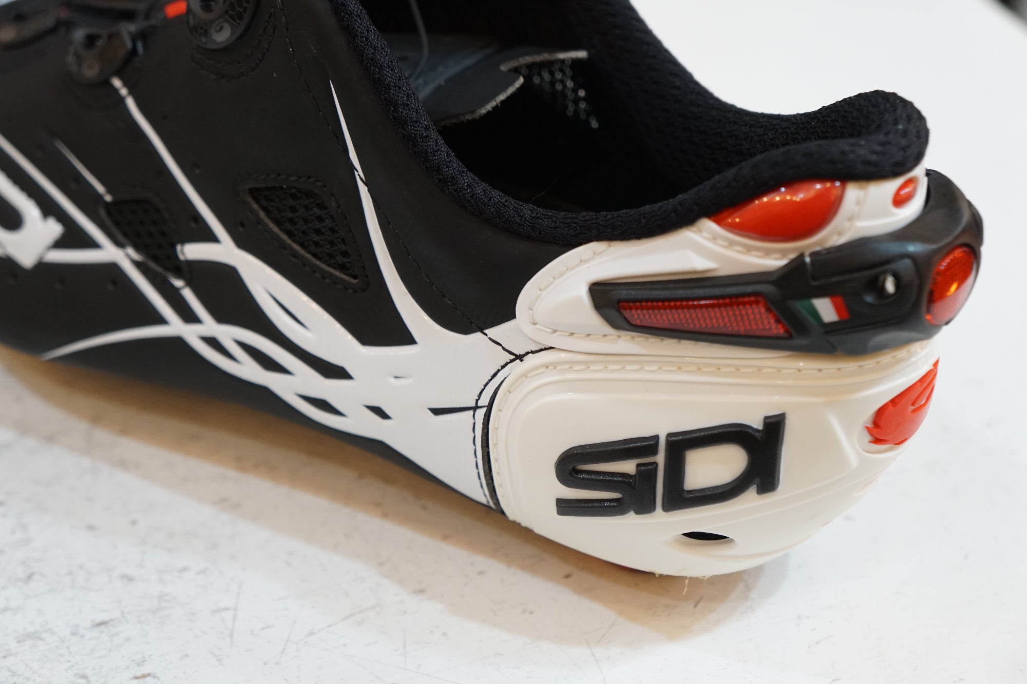 SIDI 「シディ」 VENT CARBON SOLE 42 シューズ / バイチャリ浦和ベース