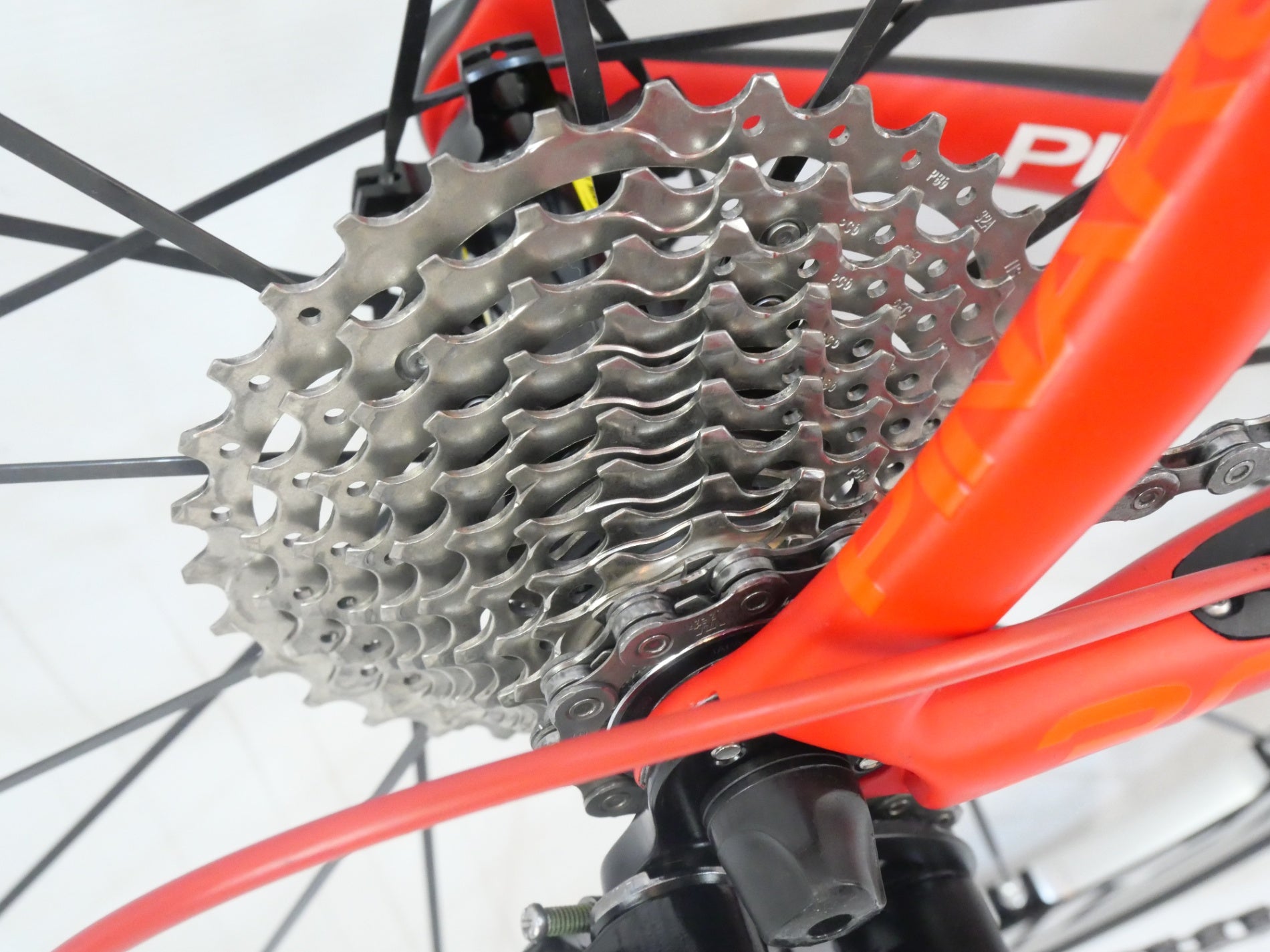 PINARELLO 「ピナレロ」 MARVEL 105 2014年モデル ロードバイク / バイチャリ浦和ベース