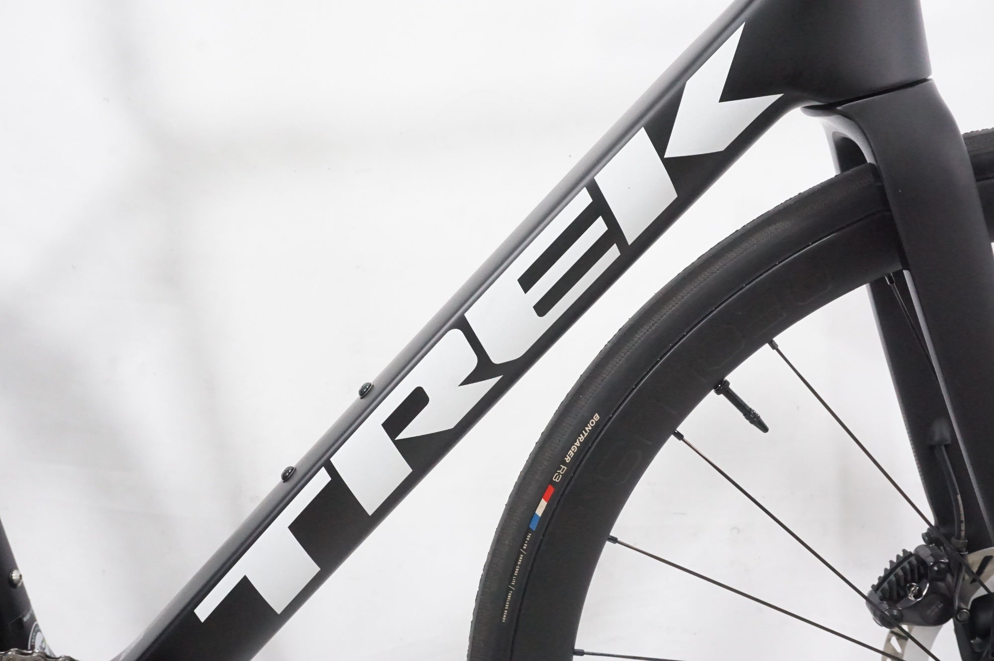 TREK 「トレック」 EMONDA SL7 2024年モデル ロードバイク / AKIBA店