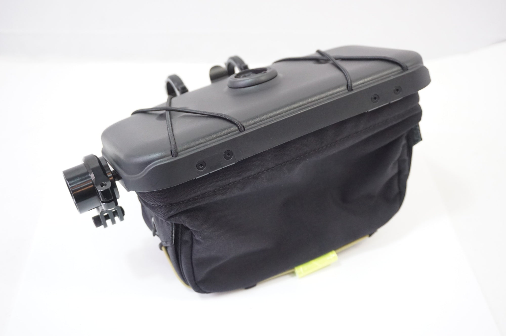 ROUTE WERKS 「ルートワークス」 THE HANDLEBAR BAG ハンドルバー