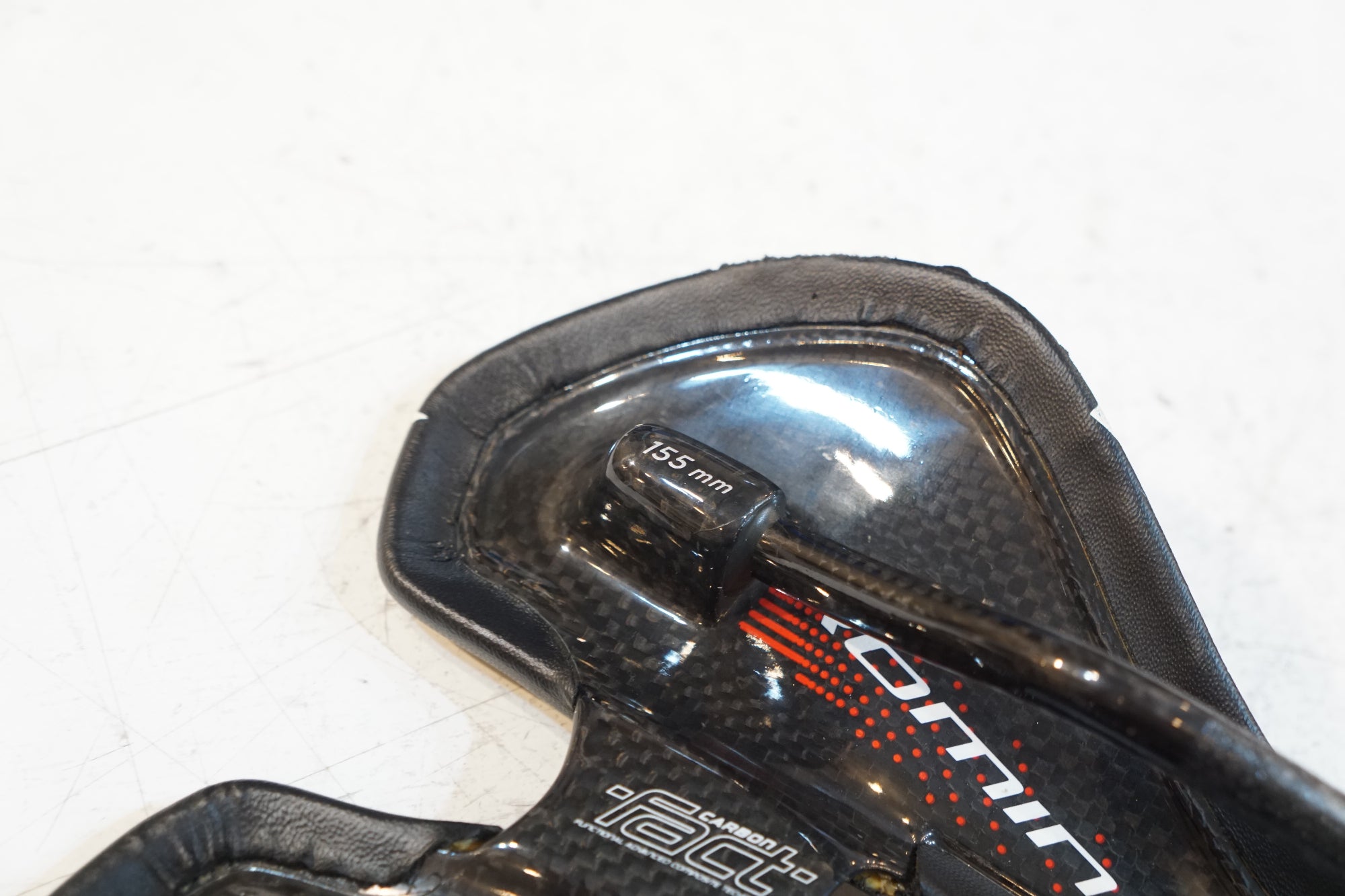 SPECIALIZED 「スペシャライズド」 ROMIN サドル / バイチャリ浦和ベース