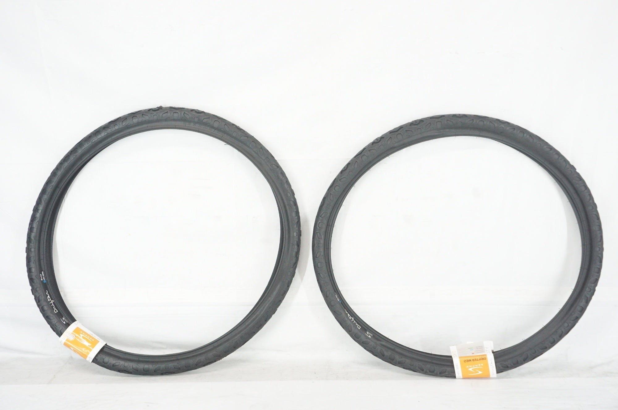 SERFAS 「サーファス」 DRIFTER MEO CITY 29x2.00 タイヤセット / 阪急塚口店