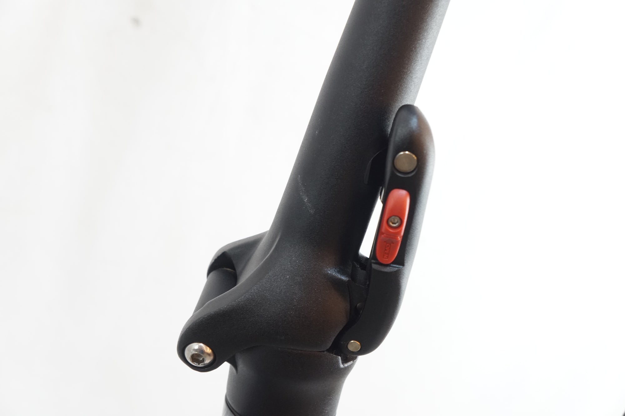 TERN 「ターン」 VERGE D9 2018年モデル 20インチ 折り畳み自転車 / バイチャリ浦和ベース